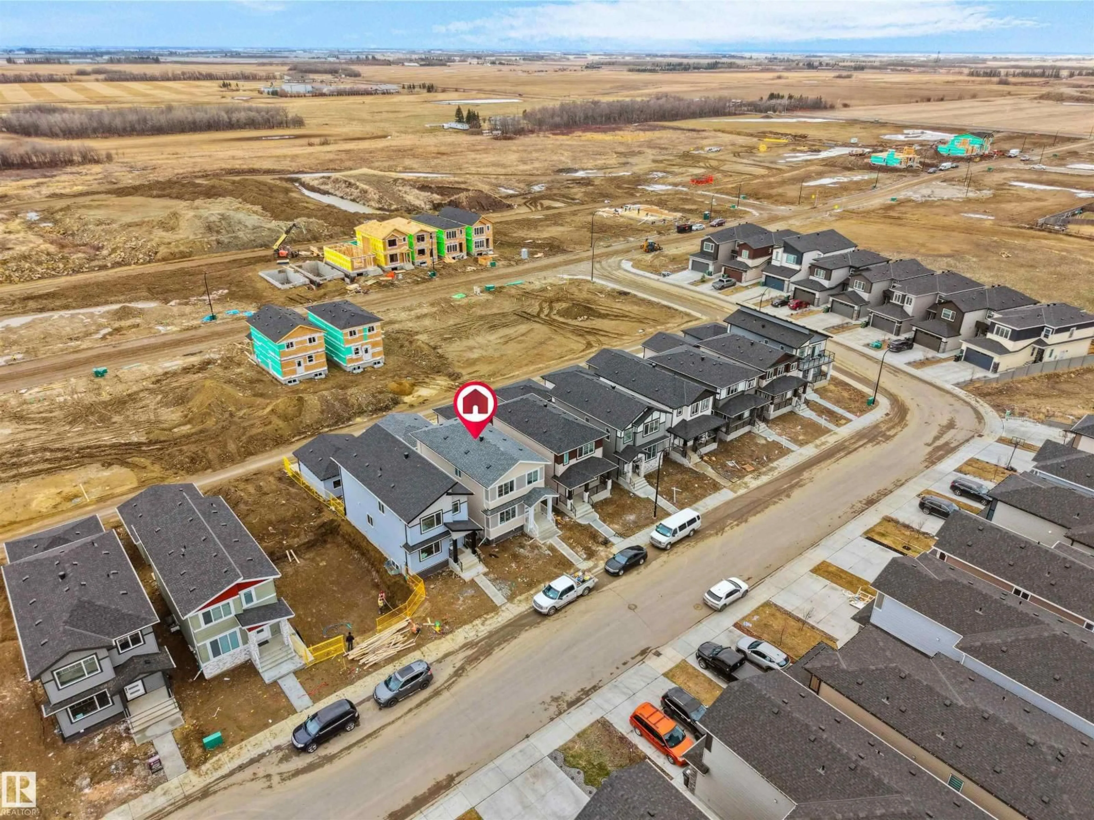 A pic from outside/outdoor area/front of a property/back of a property/a pic from drone, street for 332 ROBERTS WD, Leduc Alberta T9E1P9
