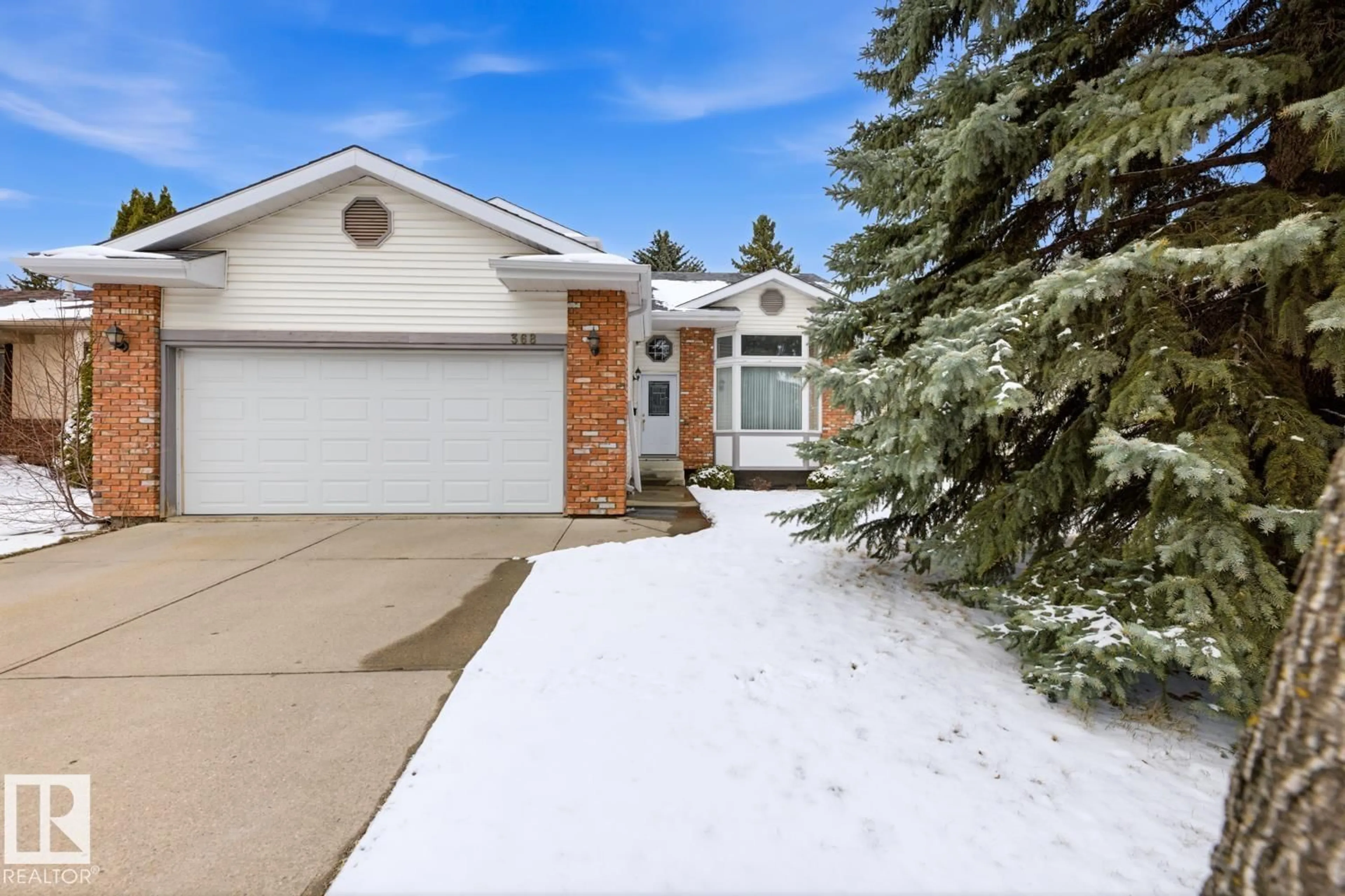 Home with vinyl exterior material, street for 368 ORMSBY RD, Edmonton Alberta T5T4X2
