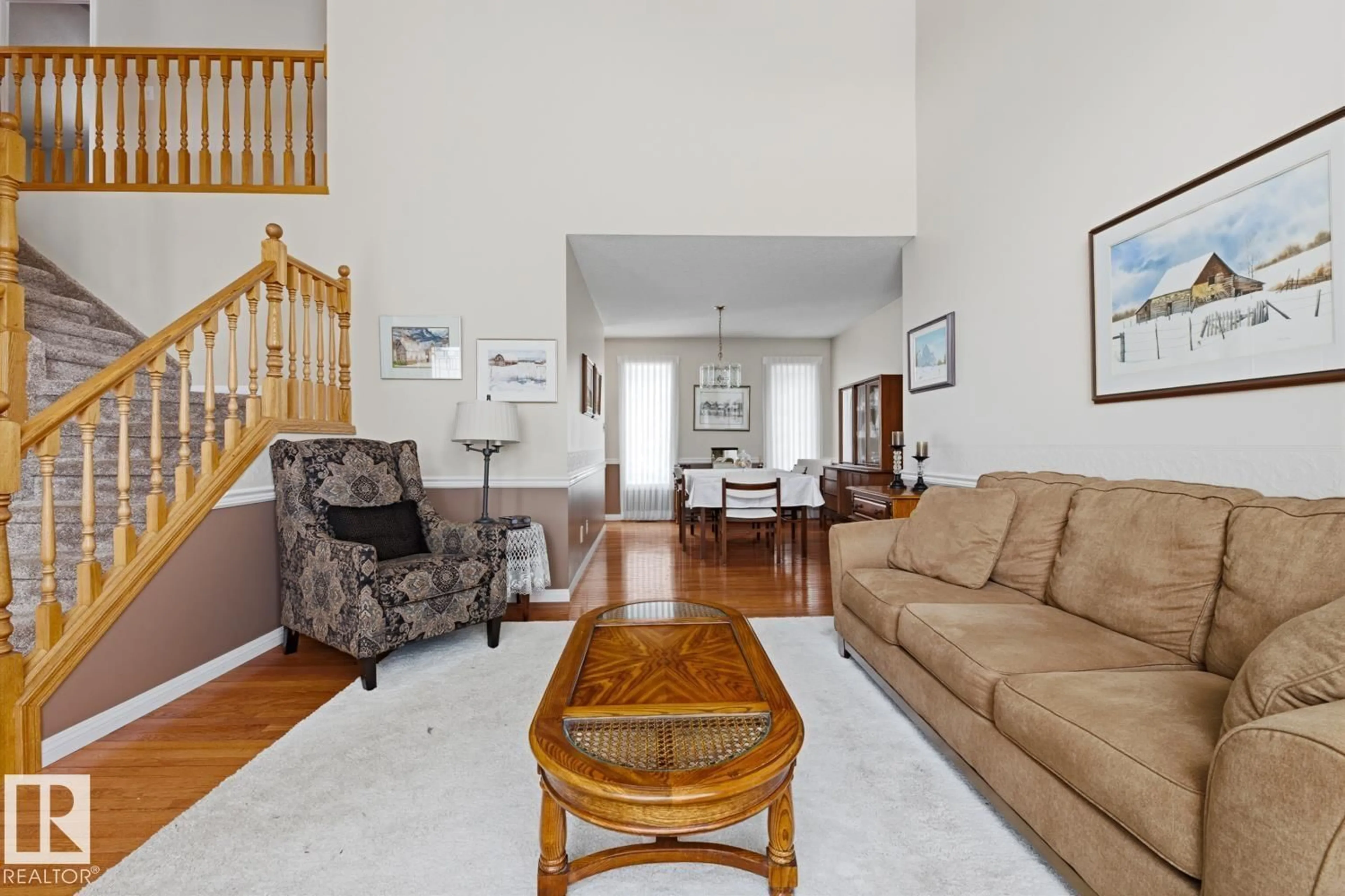 Living room with furniture, unknown for 368 ORMSBY RD, Edmonton Alberta T5T4X2