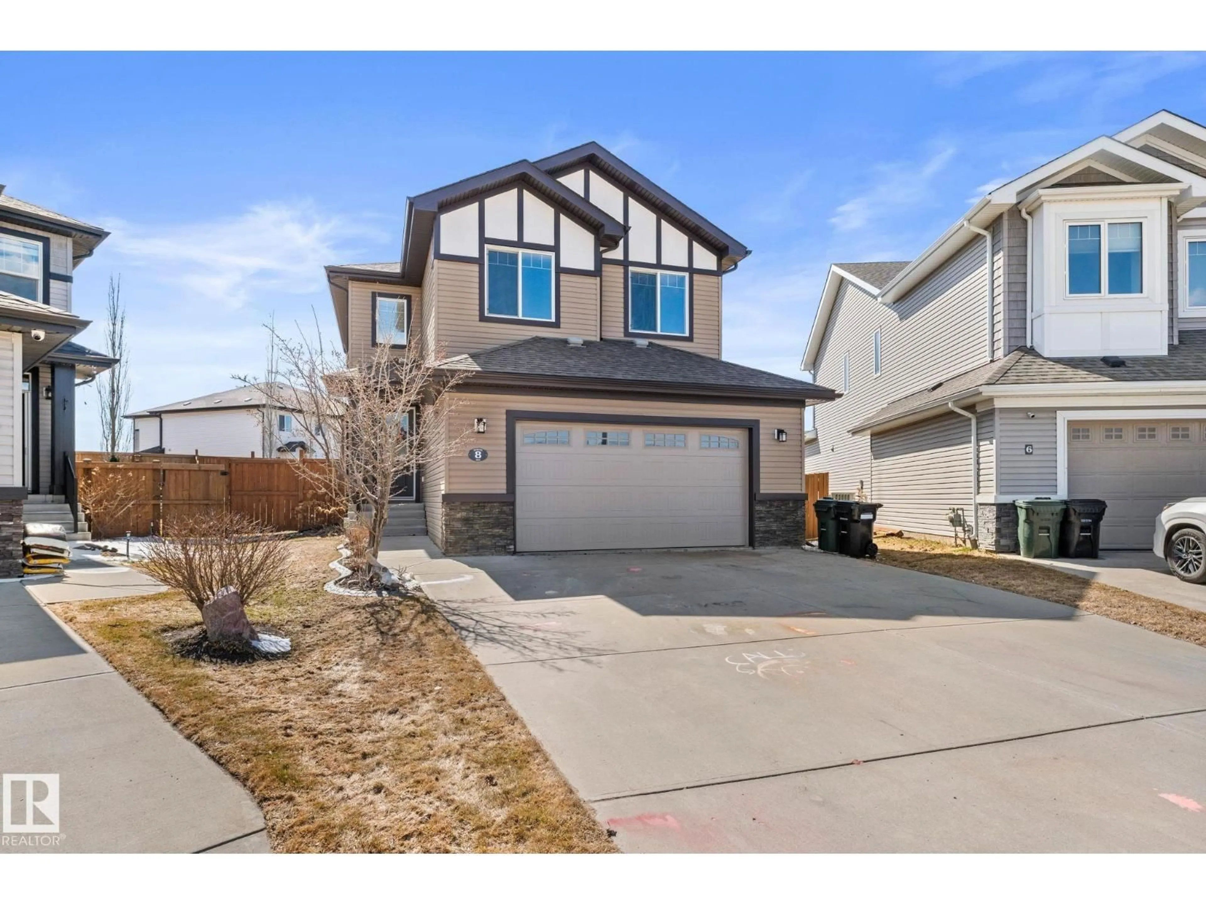 Home with vinyl exterior material, street for 8 SPRING, Spruce Grove Alberta T7X0L5