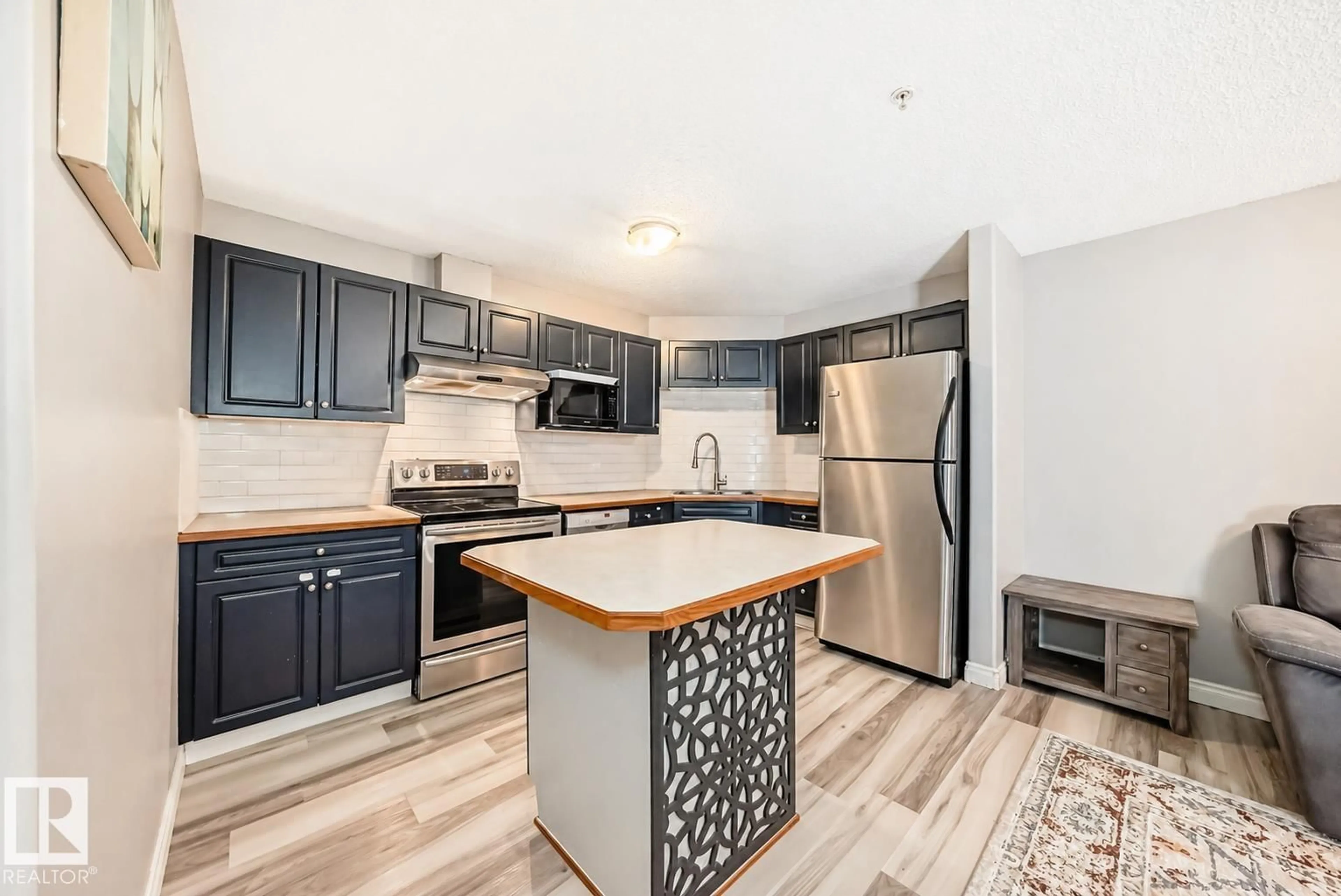 Standard kitchen, unknown for #102 - 16221 95 ST, Edmonton Alberta T5Z3V3