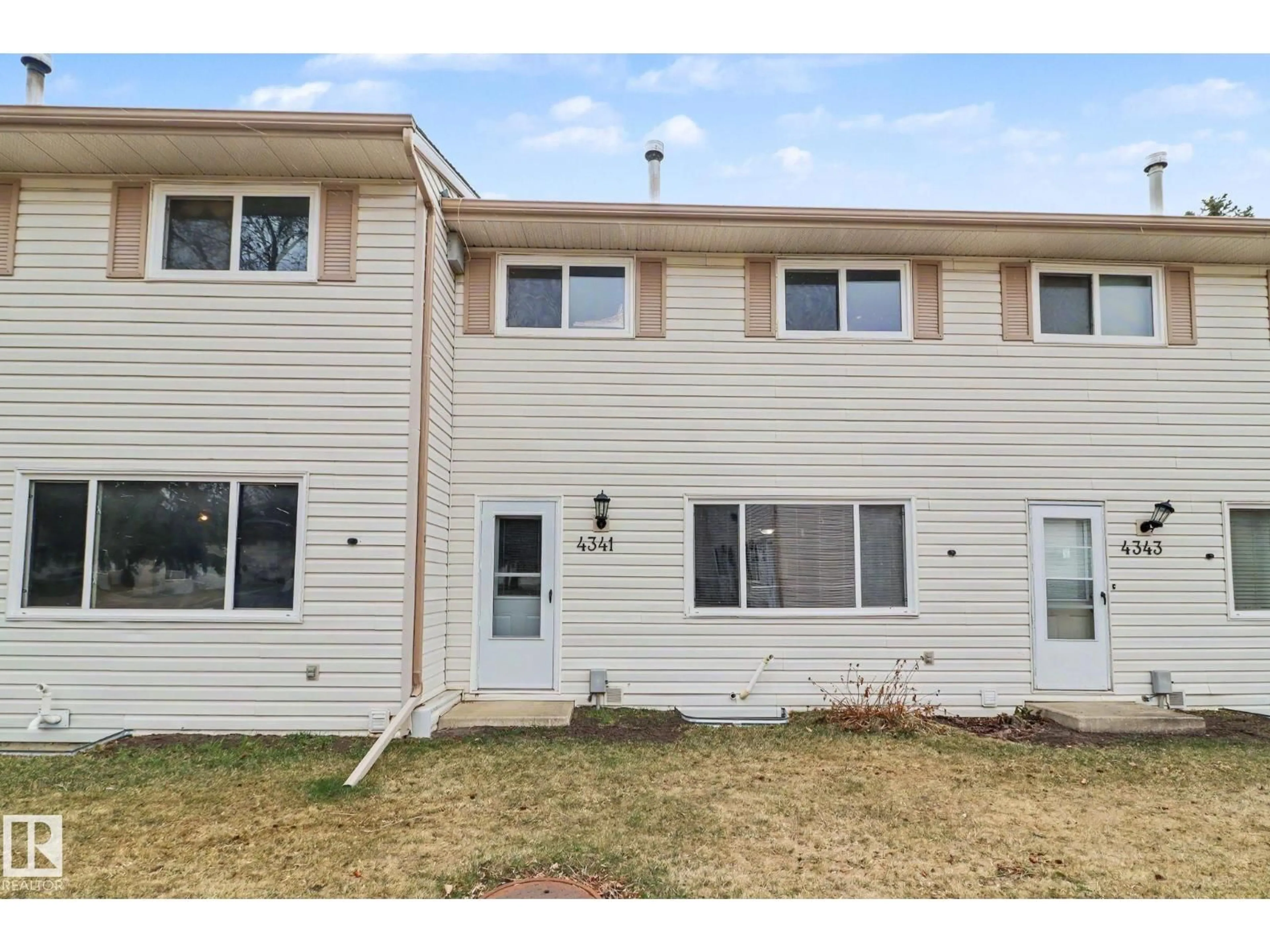 Home with vinyl exterior material, unknown for 4341 46 ST, Stony Plain Alberta T7Z1J5