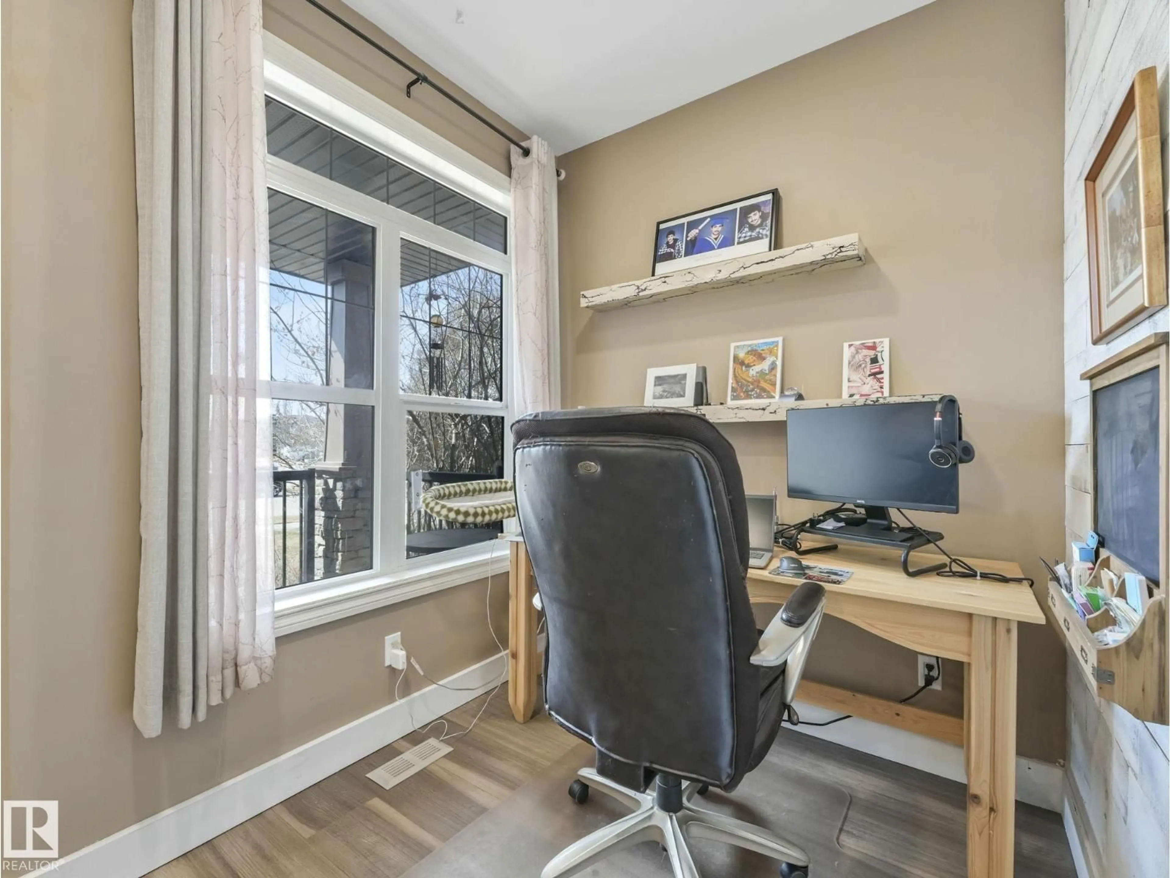 A pic of a room for 6210 53 AV, Beaumont Alberta T4X1V4