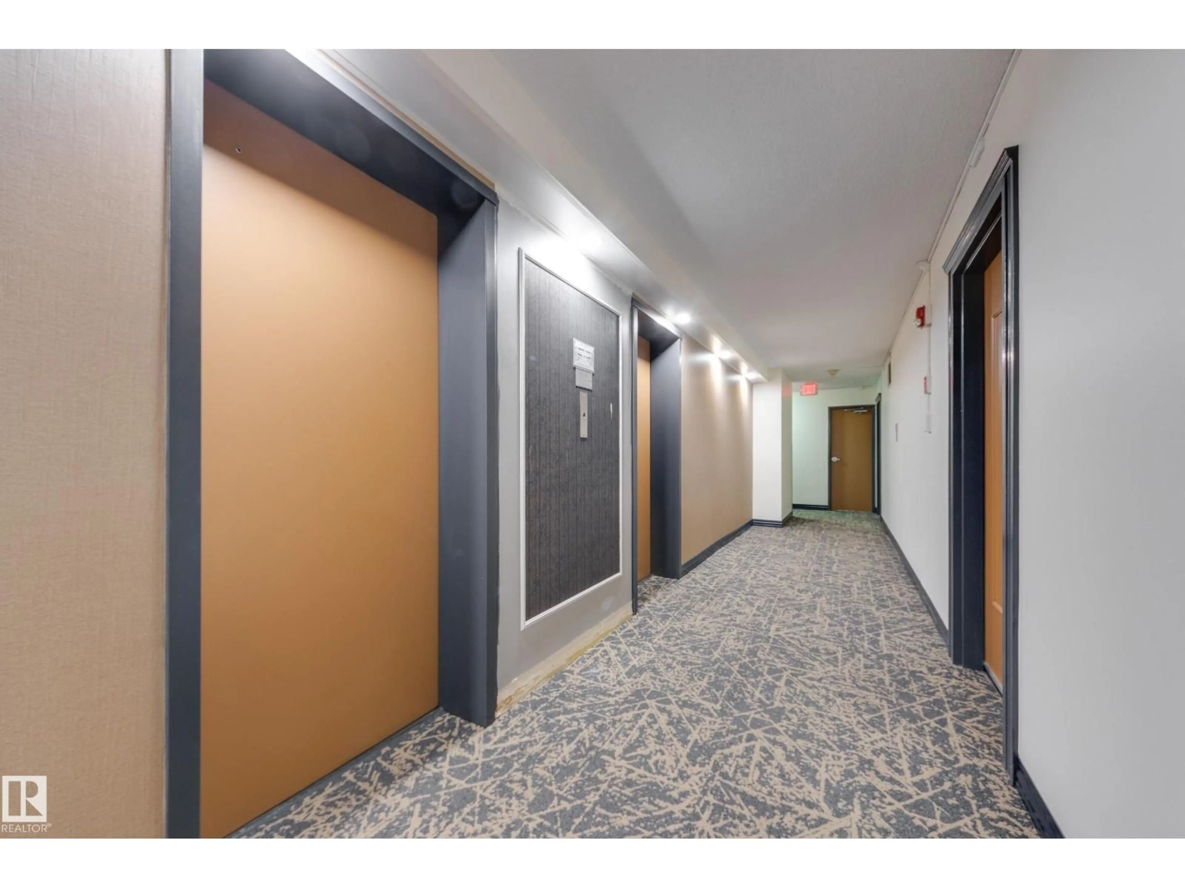 Indoor foyer for #1406 - 12303 JASPER AV, Edmonton Alberta T5N3K7