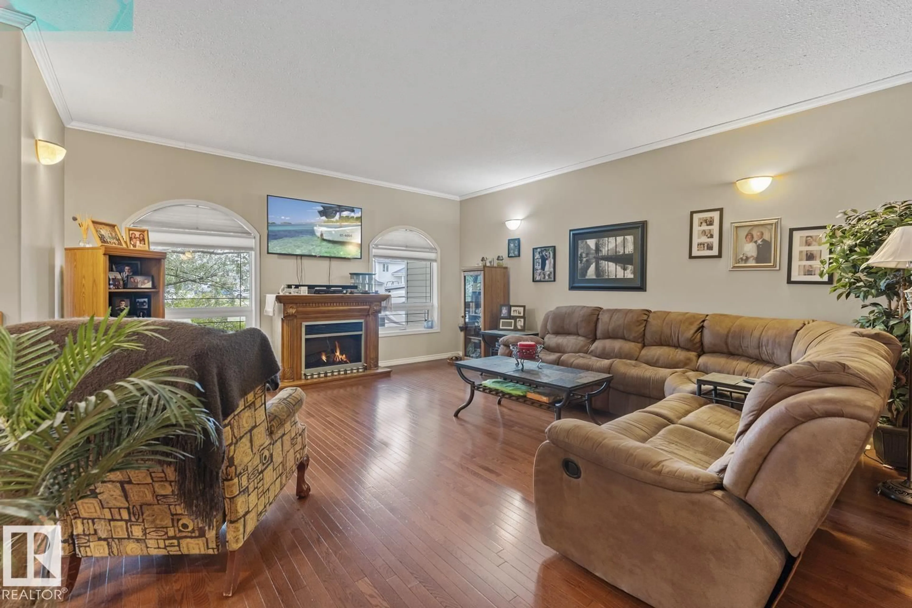 Living room with furniture, unknown for 609 26 STREET ST, Cold Lake Alberta T9M1M6