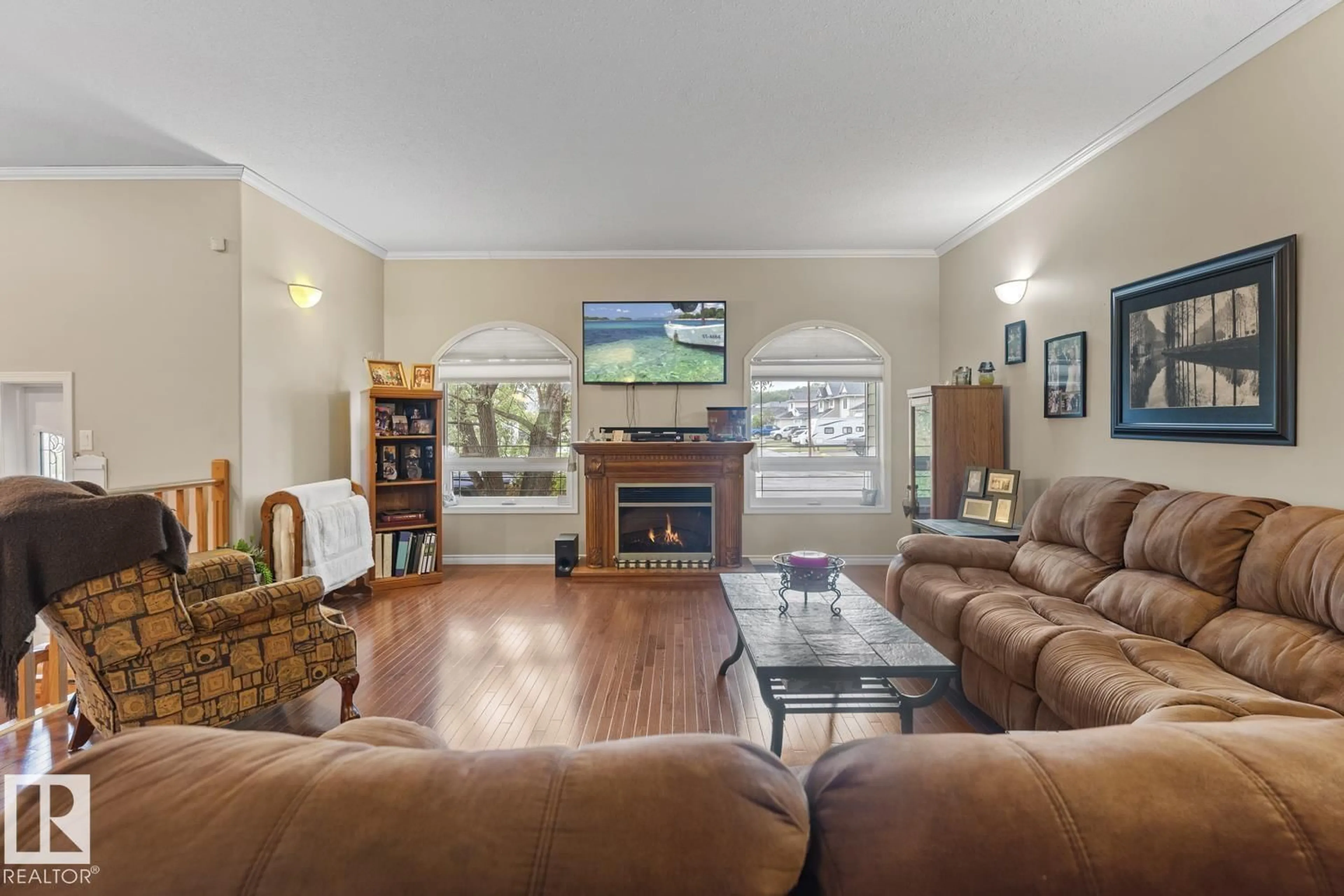Living room with furniture, unknown for 609 26 STREET ST, Cold Lake Alberta T9M1M6