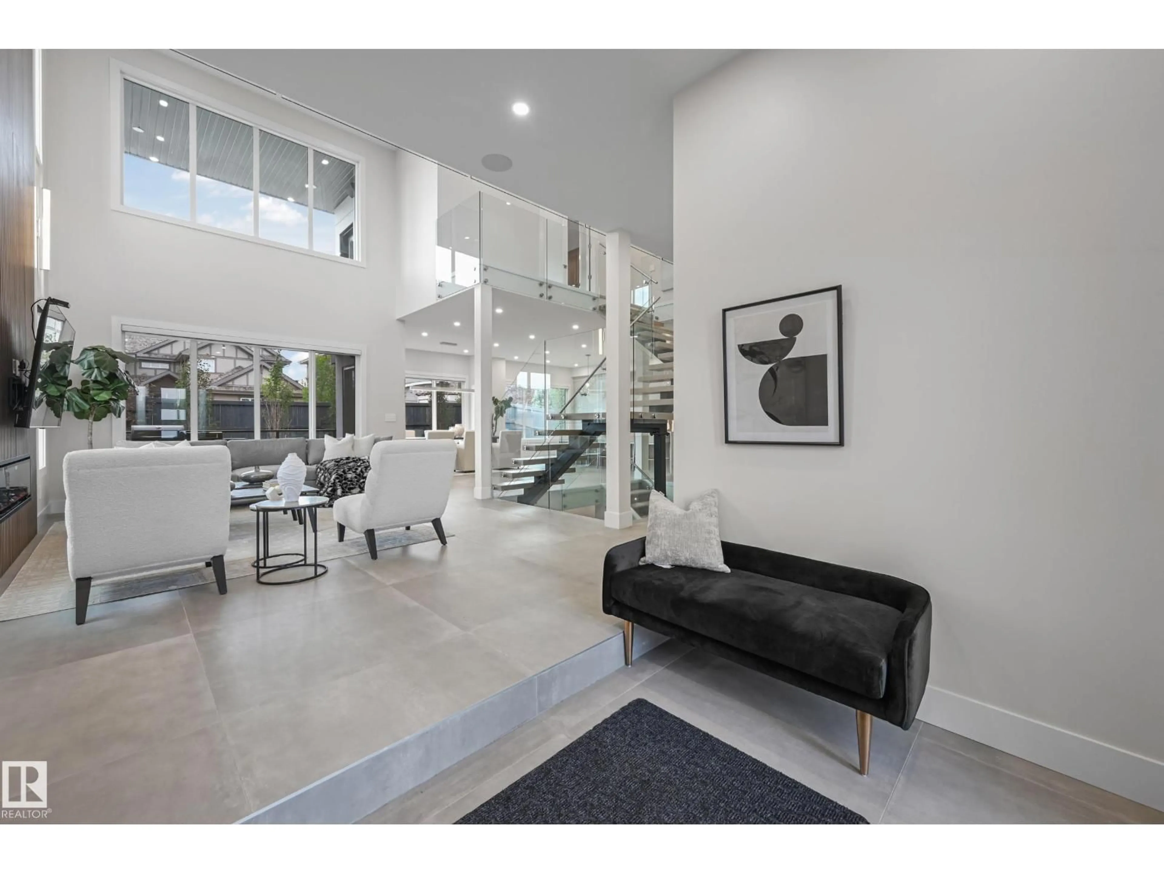 Indoor foyer for NW - 5121 WOOLSEY LI, Edmonton Alberta T6W2C1