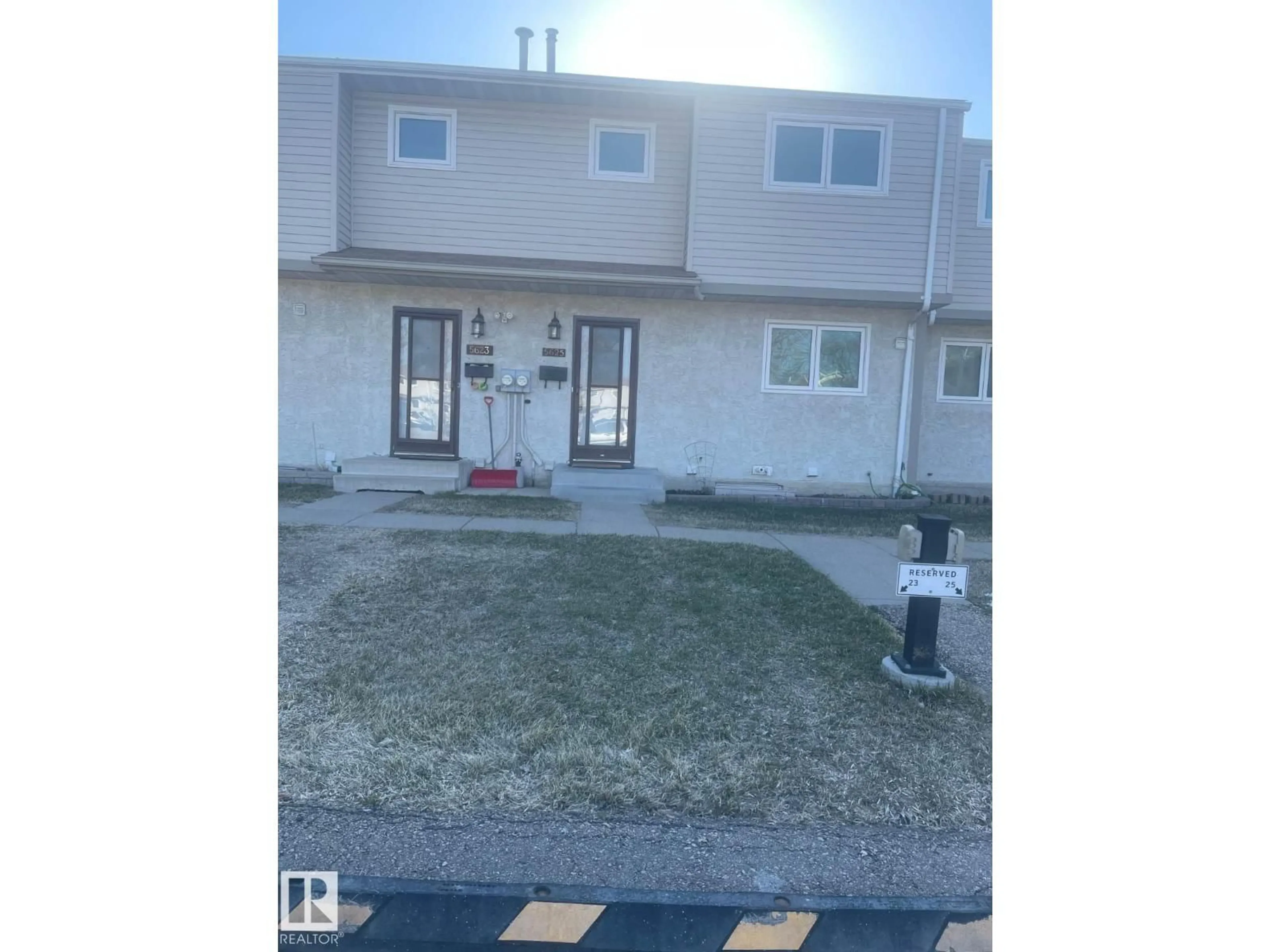 Unknown for 5625 137 AV, Edmonton Alberta T5A2H4