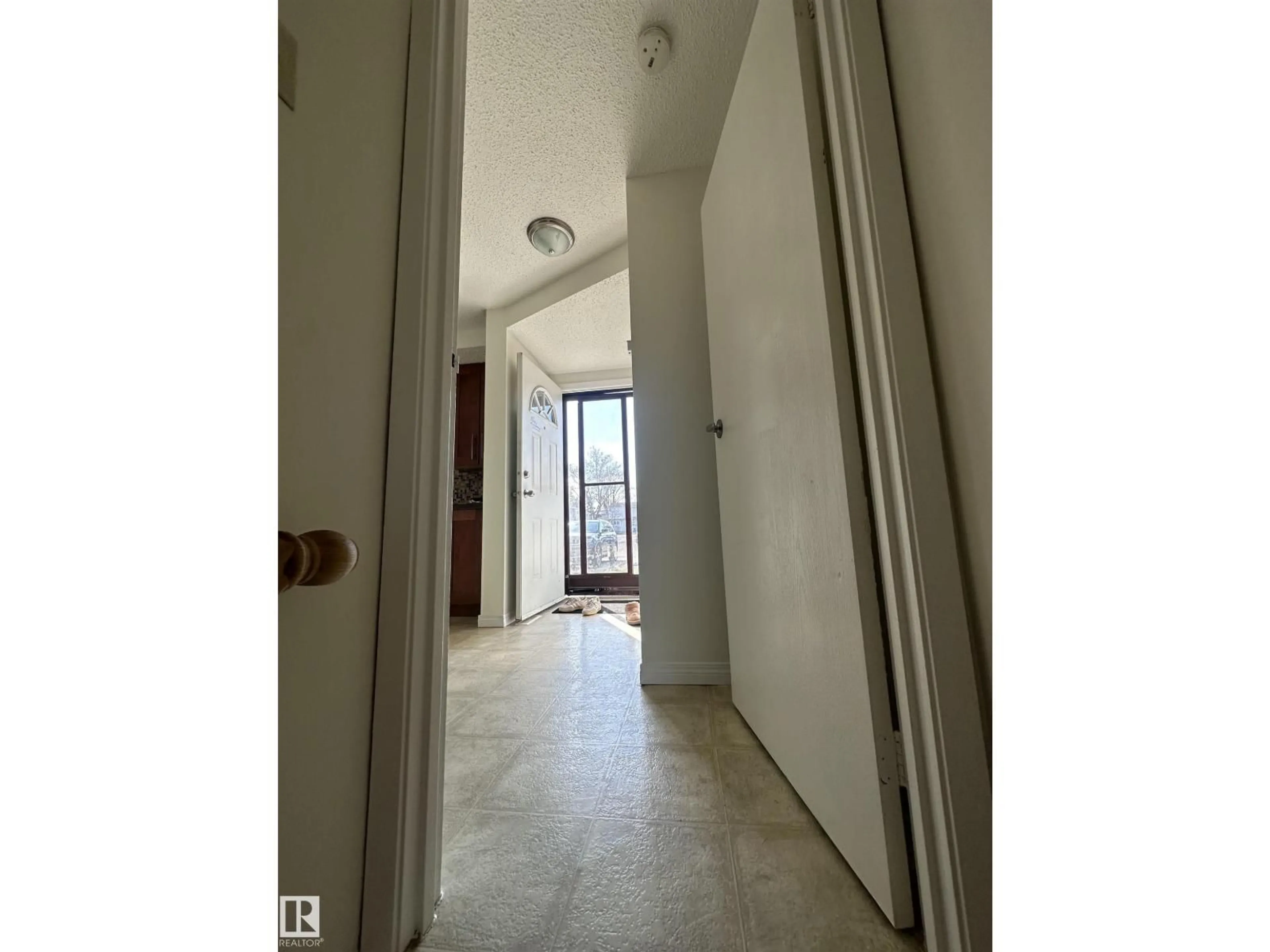 A pic of a room for 5625 137 AV, Edmonton Alberta T5A2H4