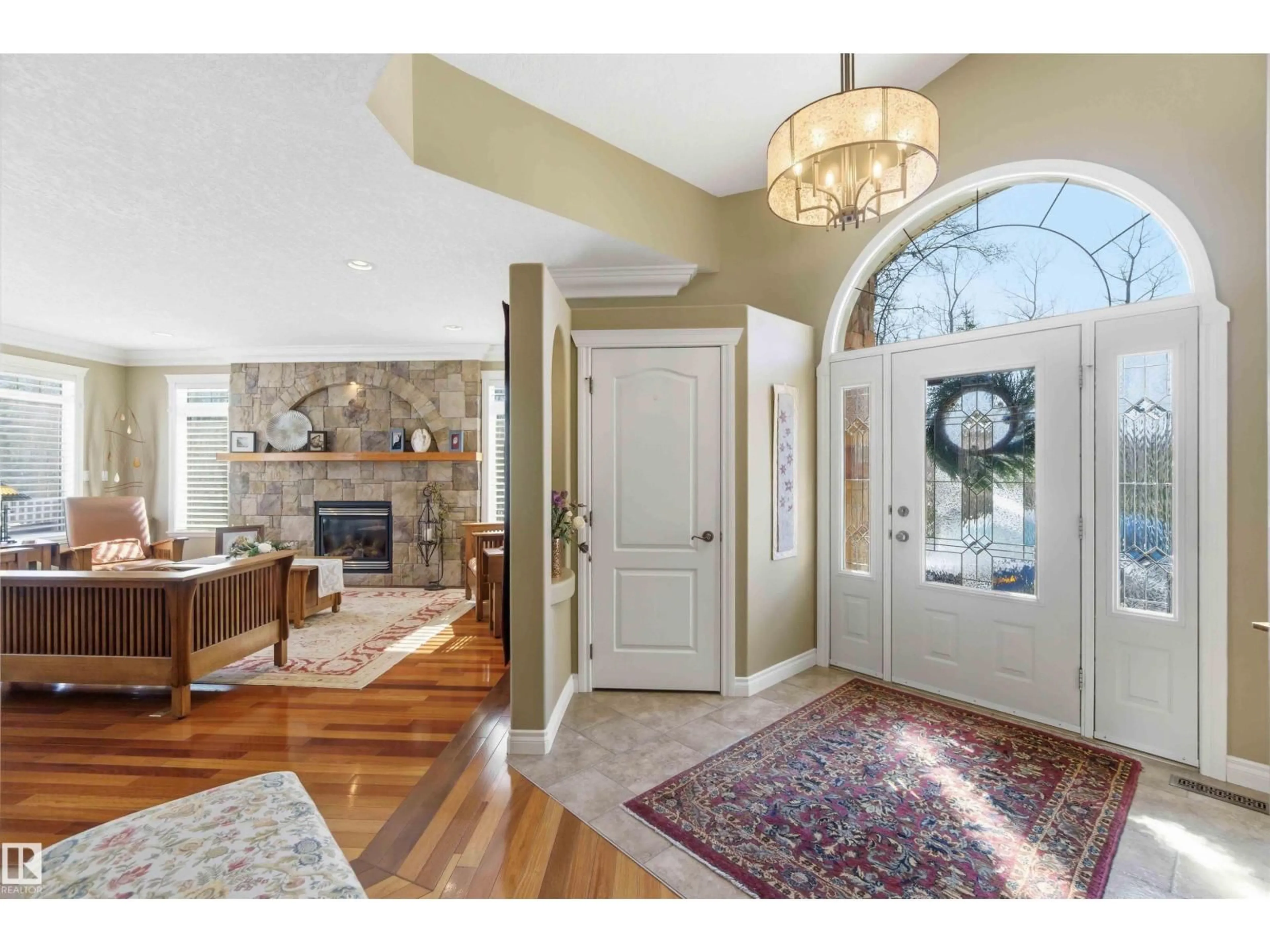 Indoor entryway for 6 - 54030 RGE ROAD 275, Rural Parkland County Alberta T7X3V4