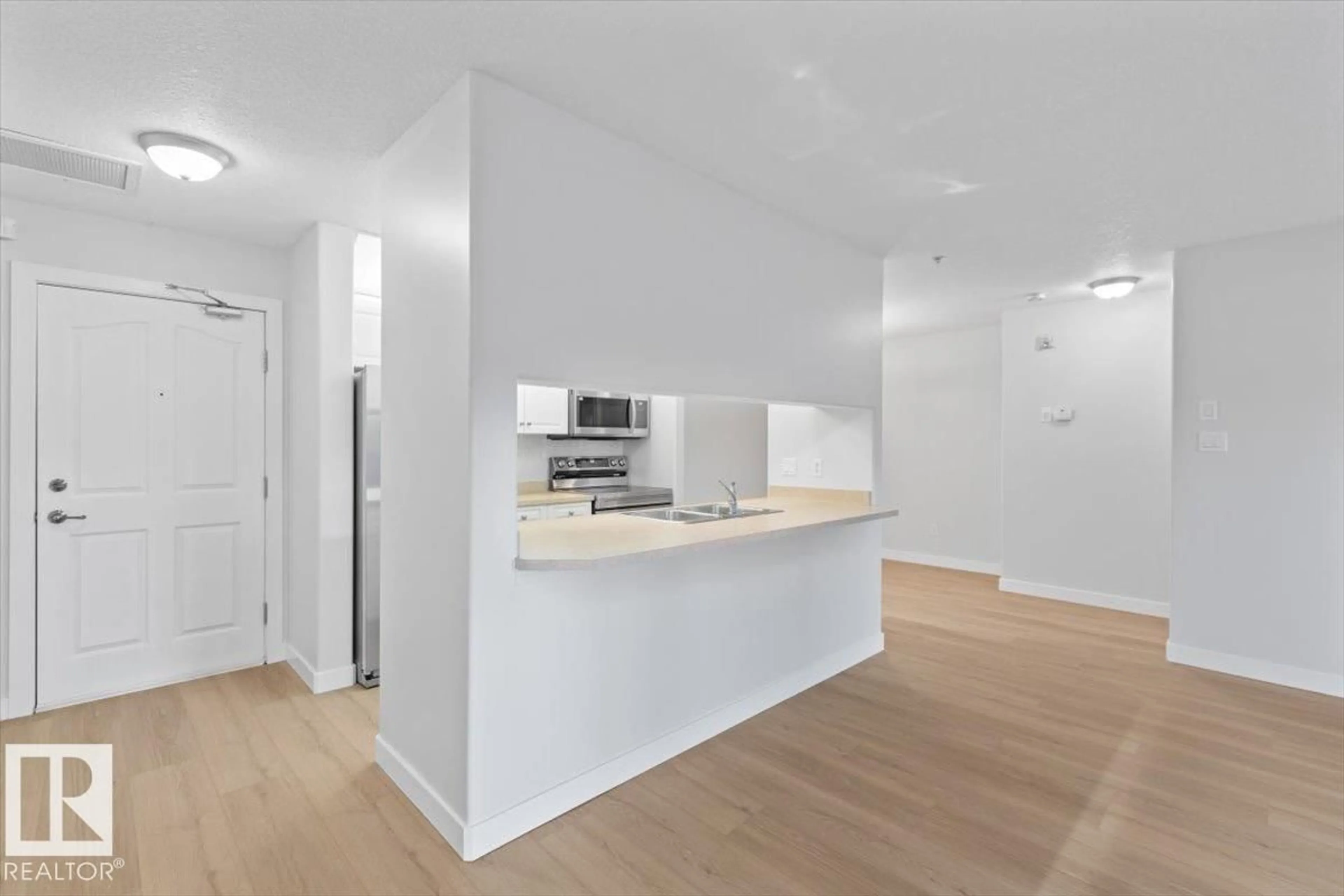 Open concept kitchen, unknown for 111 78A MCKENNEY AV, St. Albert Alberta T8N7E6