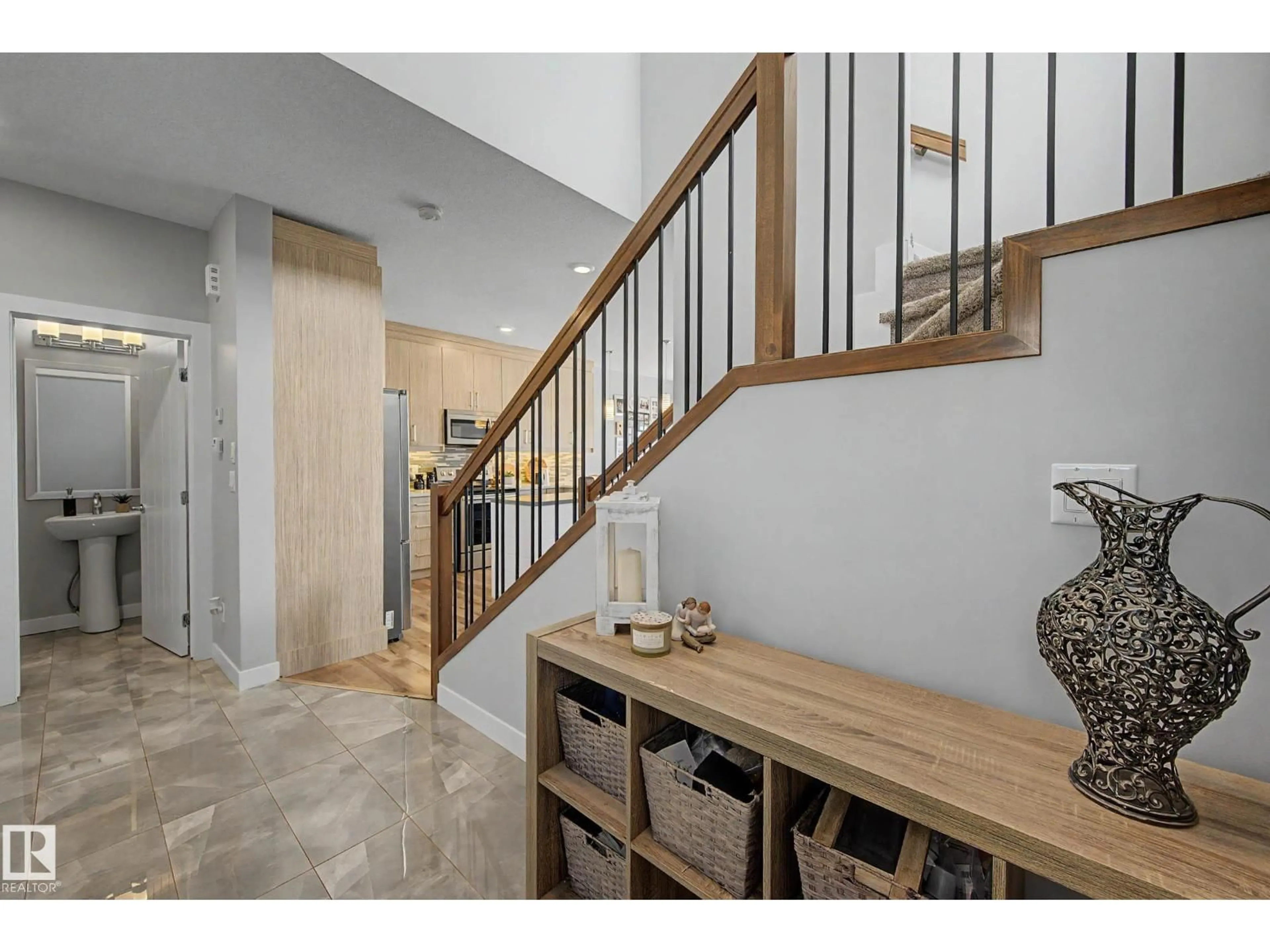 Indoor entryway for 5712 66 ST, Beaumont Alberta T4X2A4