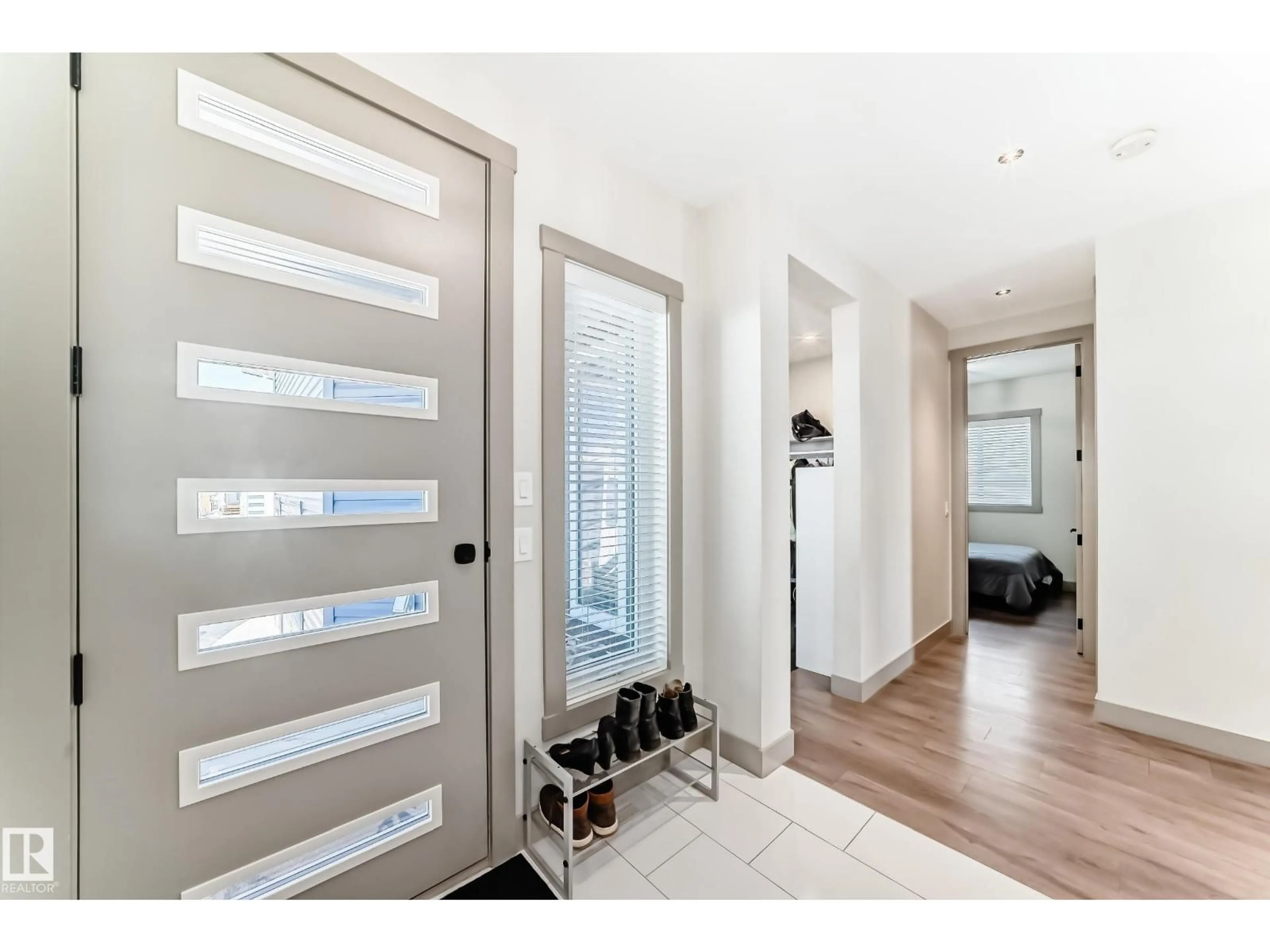 Indoor entryway for 5263 47 AVE, Calmar Alberta T0C0V0