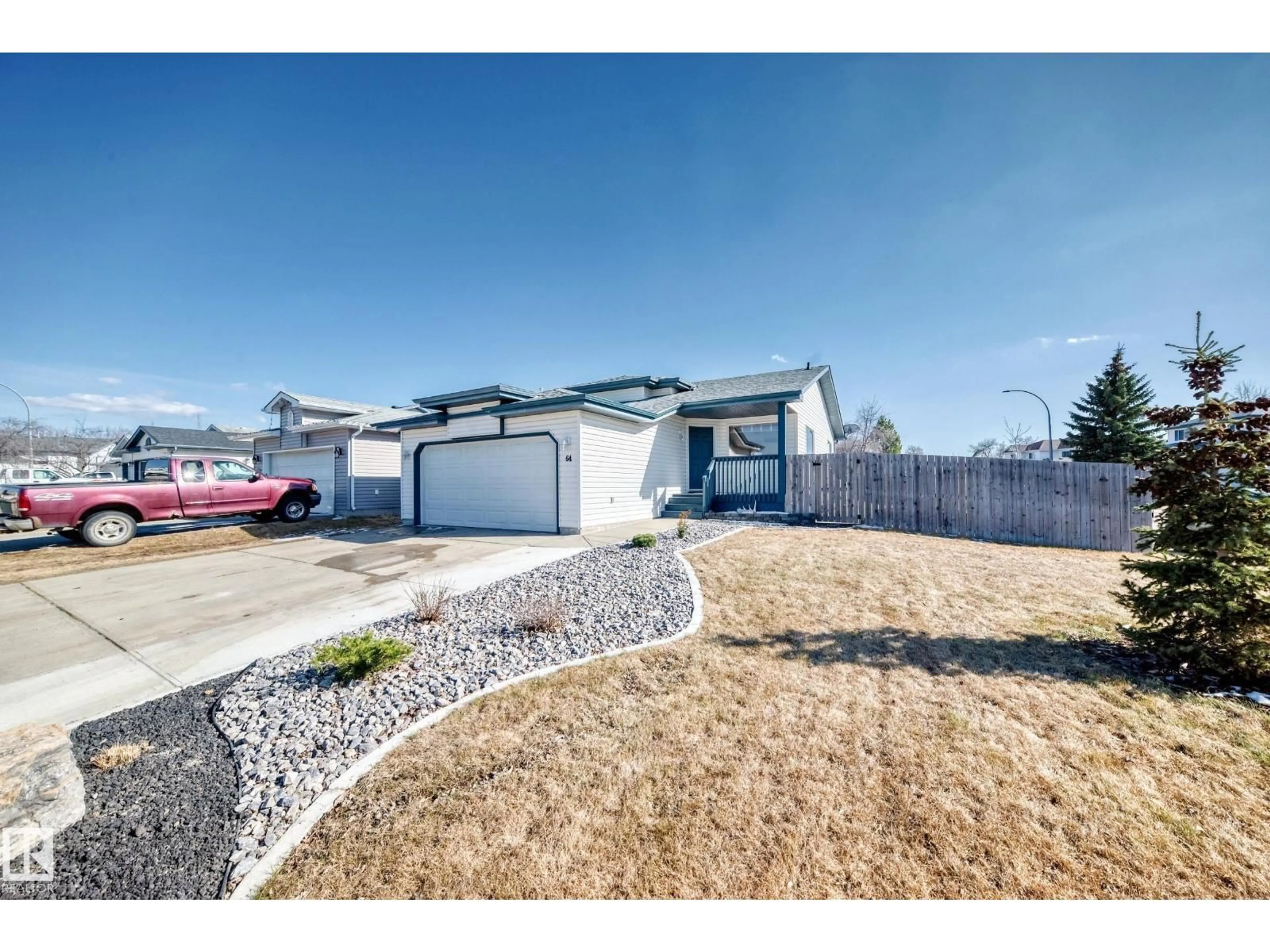 A pic from outside/outdoor area/front of a property/back of a property/a pic from drone, street for 64 LA COSTA FAIRWAY CL, Stony Plain Alberta T7Z2A5