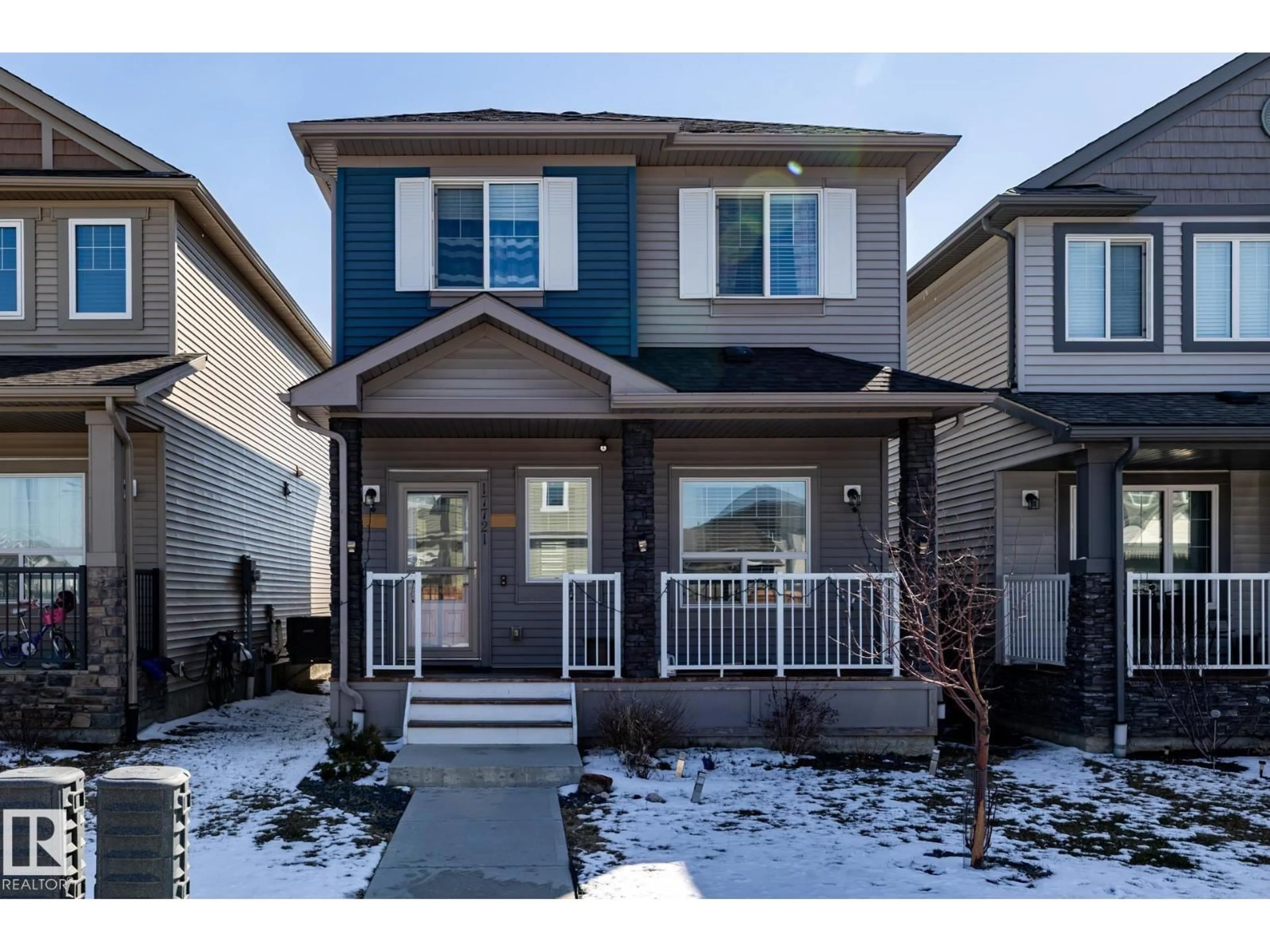 Home with vinyl exterior material, street for NW - 17721 64A ST, Edmonton Alberta T5Y3X4