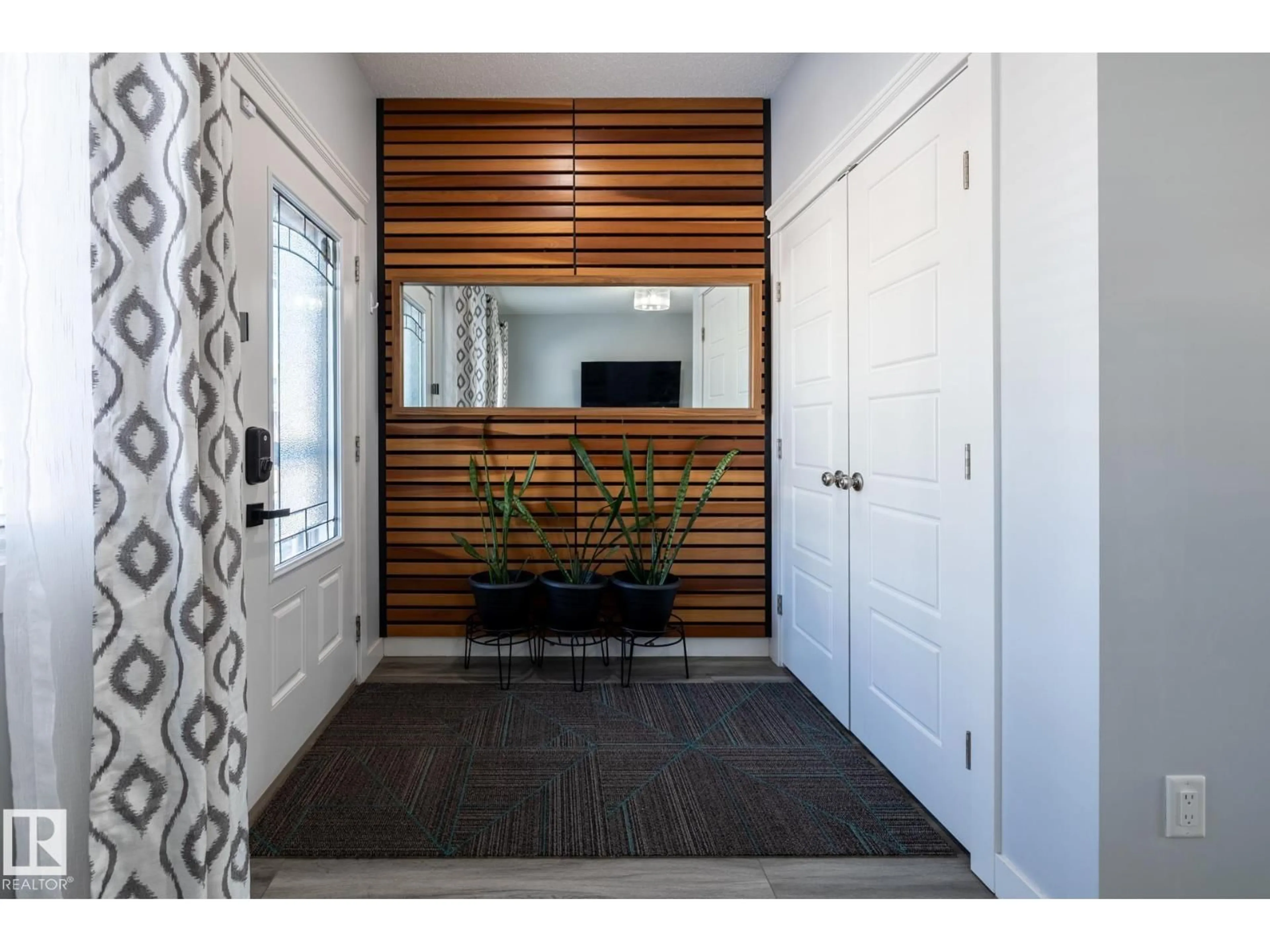 Indoor entryway for NW - 17721 64A ST, Edmonton Alberta T5Y3X4