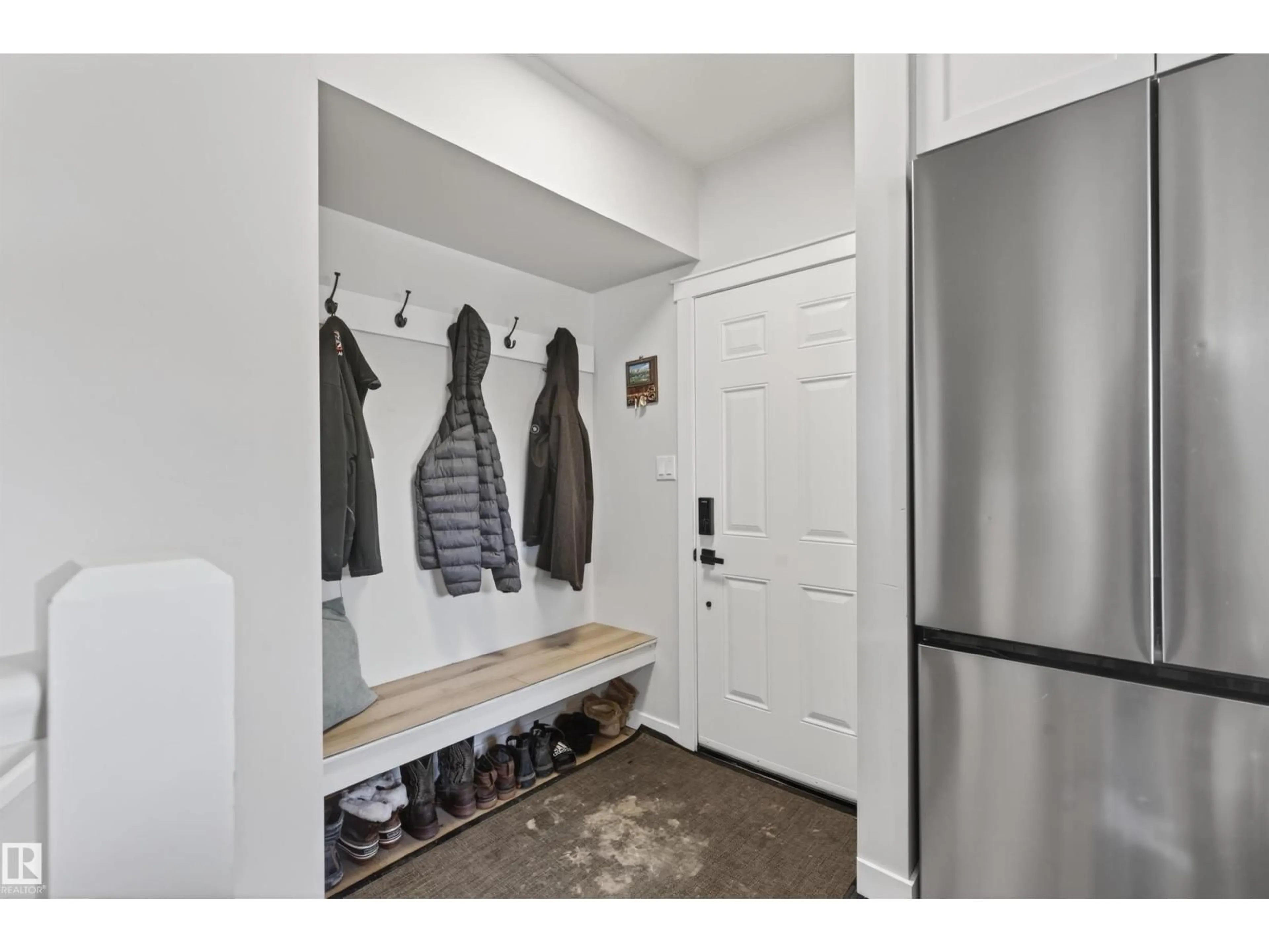 Indoor entryway for 5413 52 AVE, Bonnyville Town Alberta T9N0H1