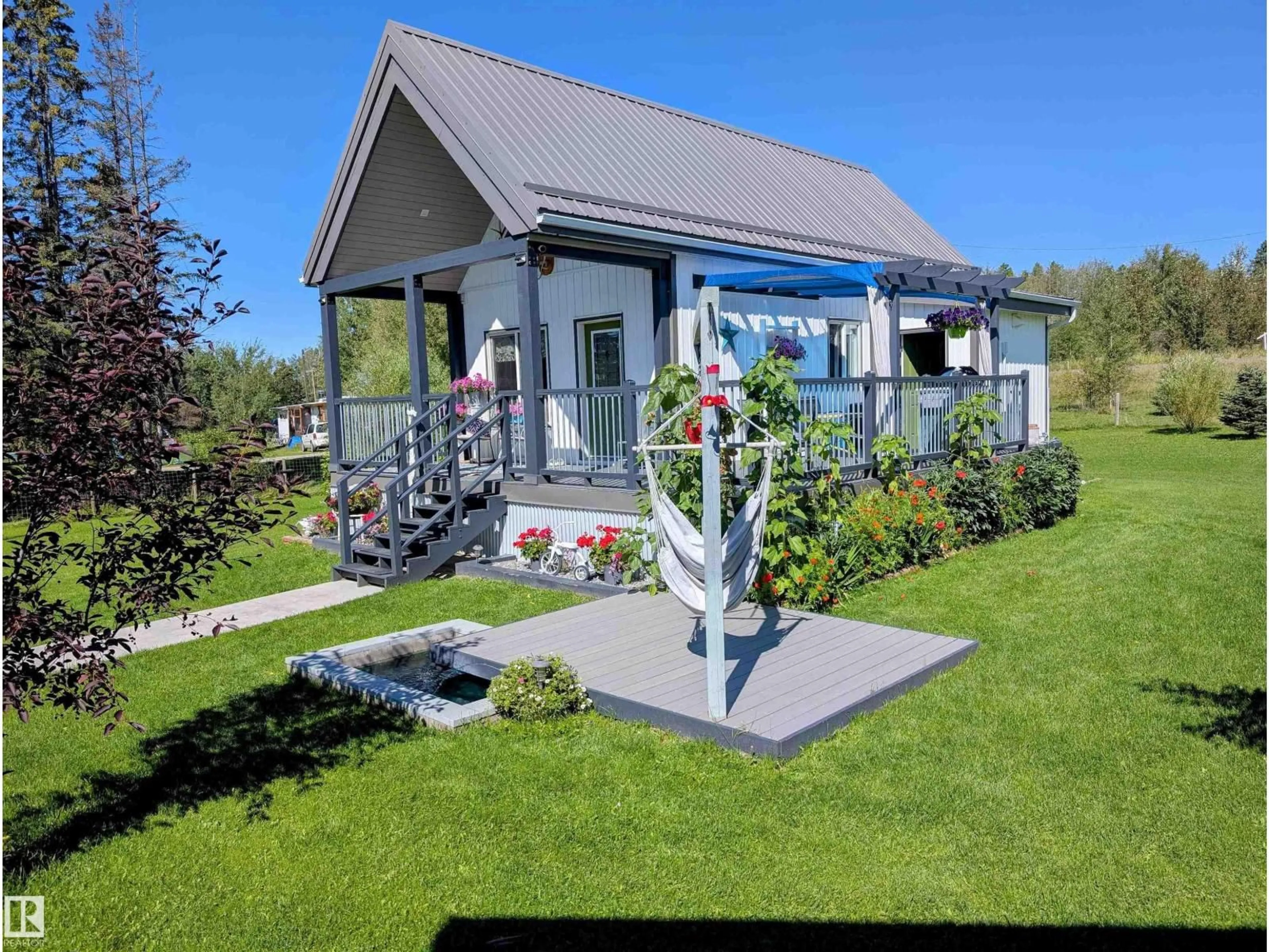 Unknown for 410 5 ST, Winfield Alberta T0C2X0