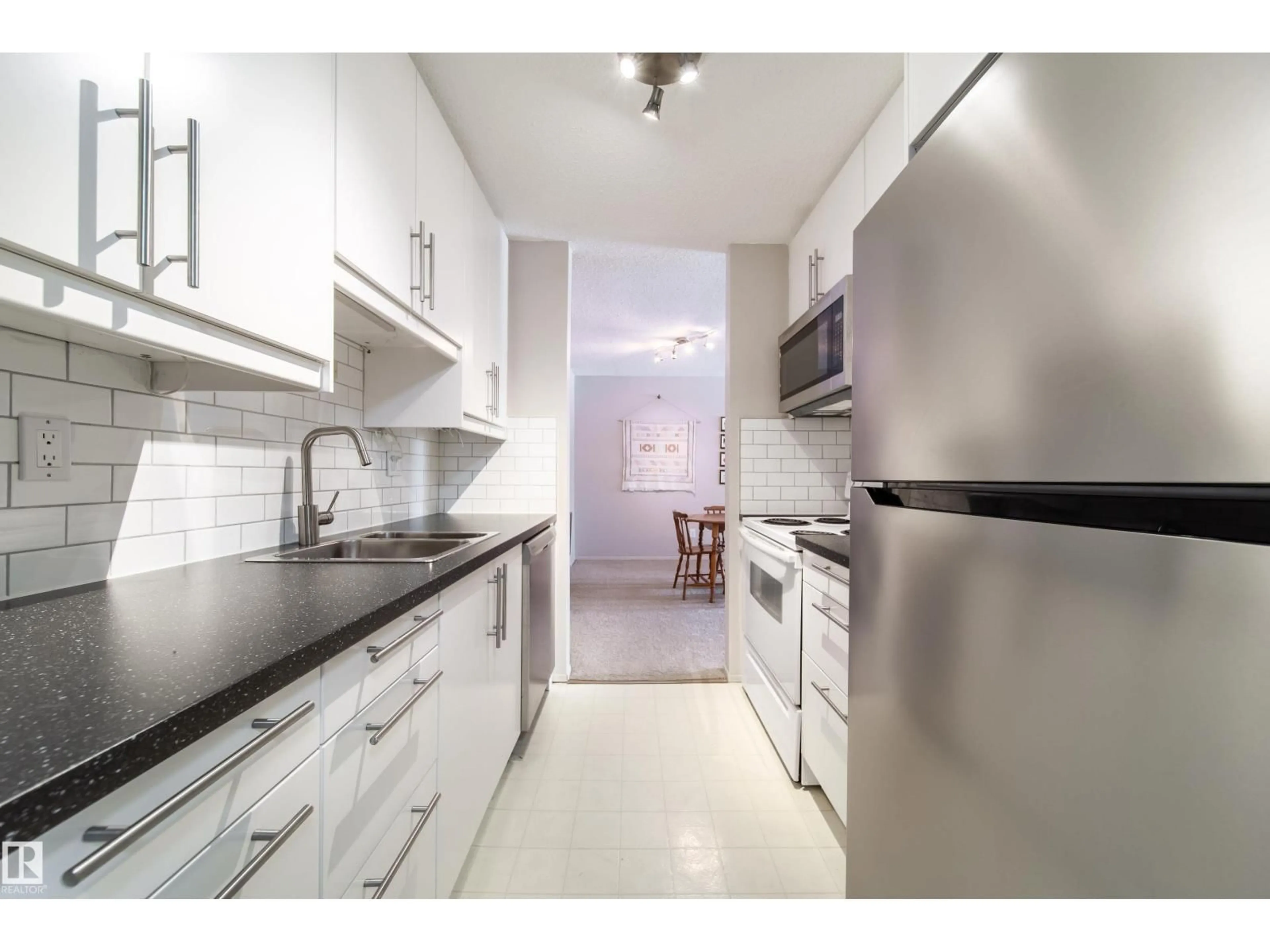 Standard kitchen, ceramic/tile floor for 220 14819 51 AV AV, Edmonton Alberta T6H5G4