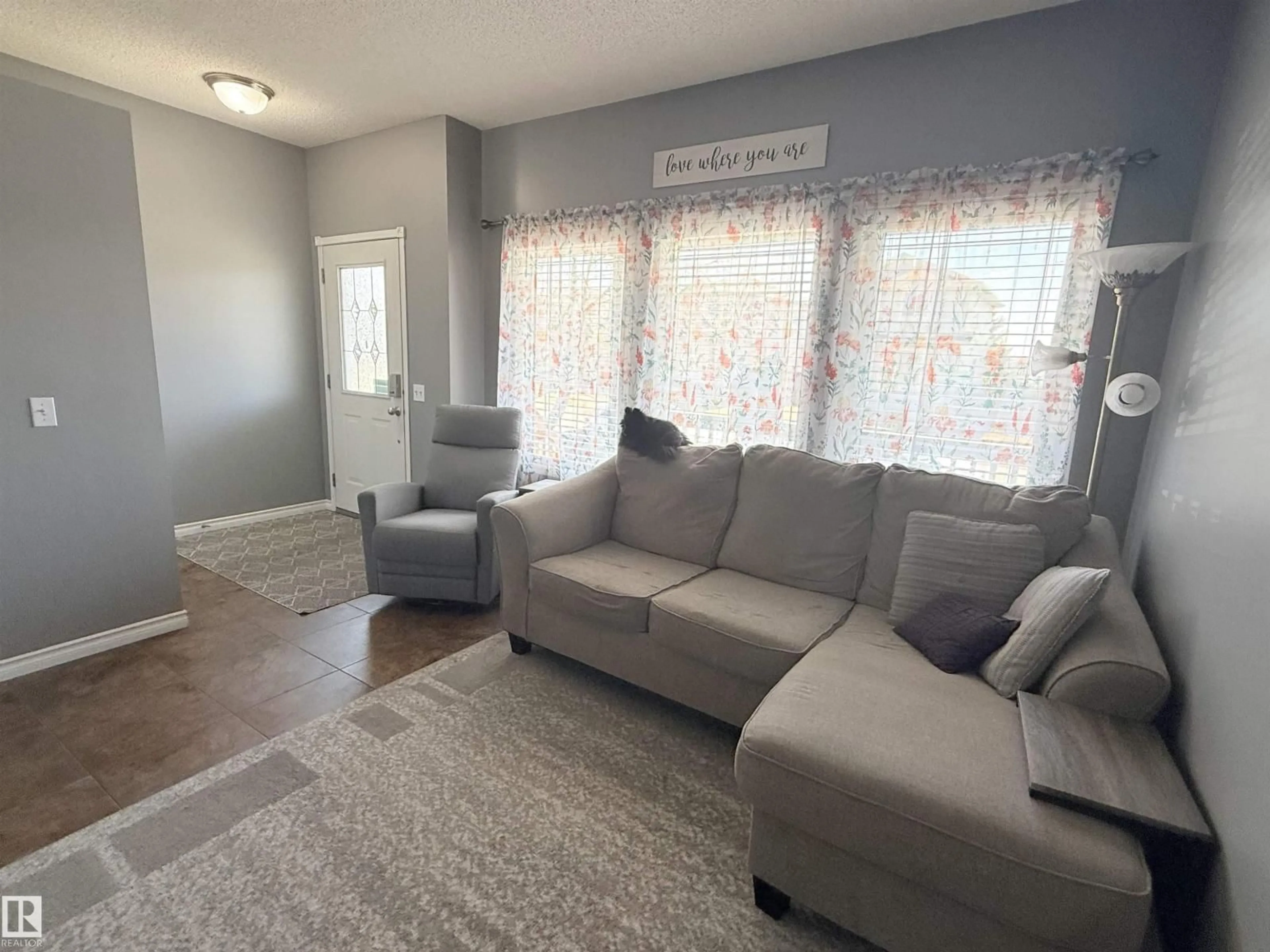 Living room with furniture, unknown for 73 BIRCHMONT DR, Leduc Alberta T9E8N6