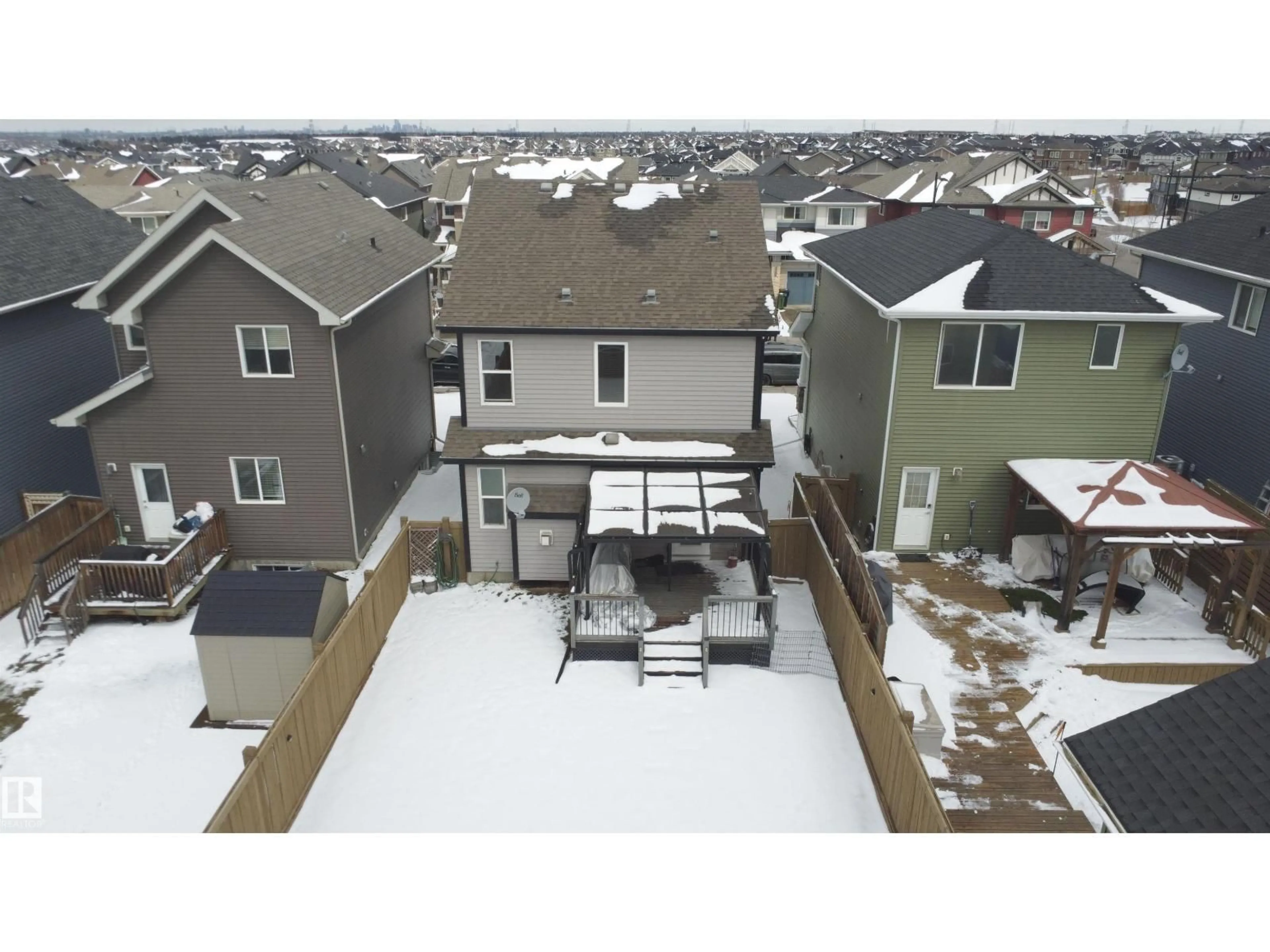 A pic from outside/outdoor area/front of a property/back of a property/a pic from drone, mountain view for SW - 3609 WEIDLE BEND BN, Edmonton Alberta T6X1T5