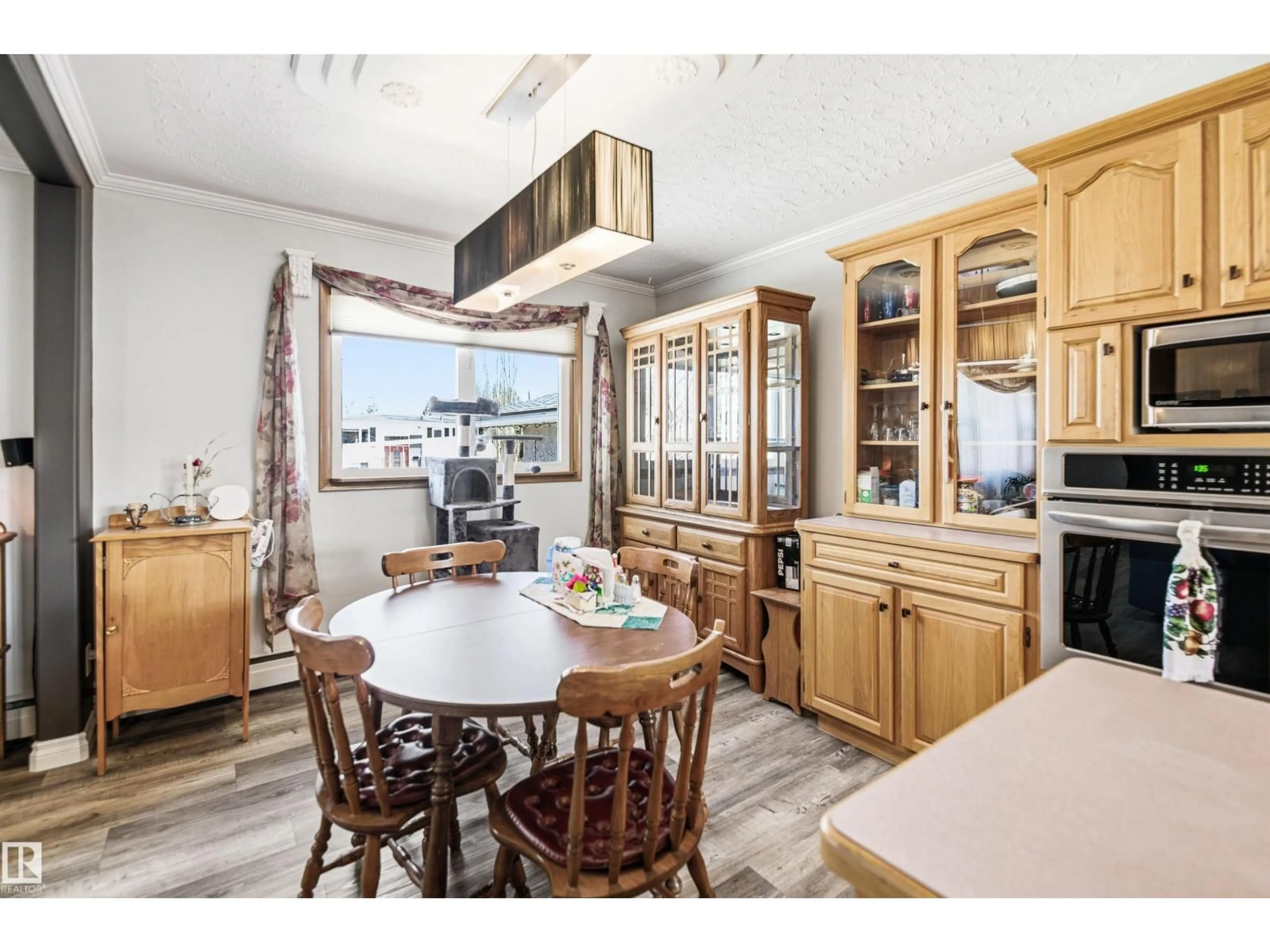 Open concept kitchen, unknown for 3920 35A AV, Red Deer Alberta T4N2S5