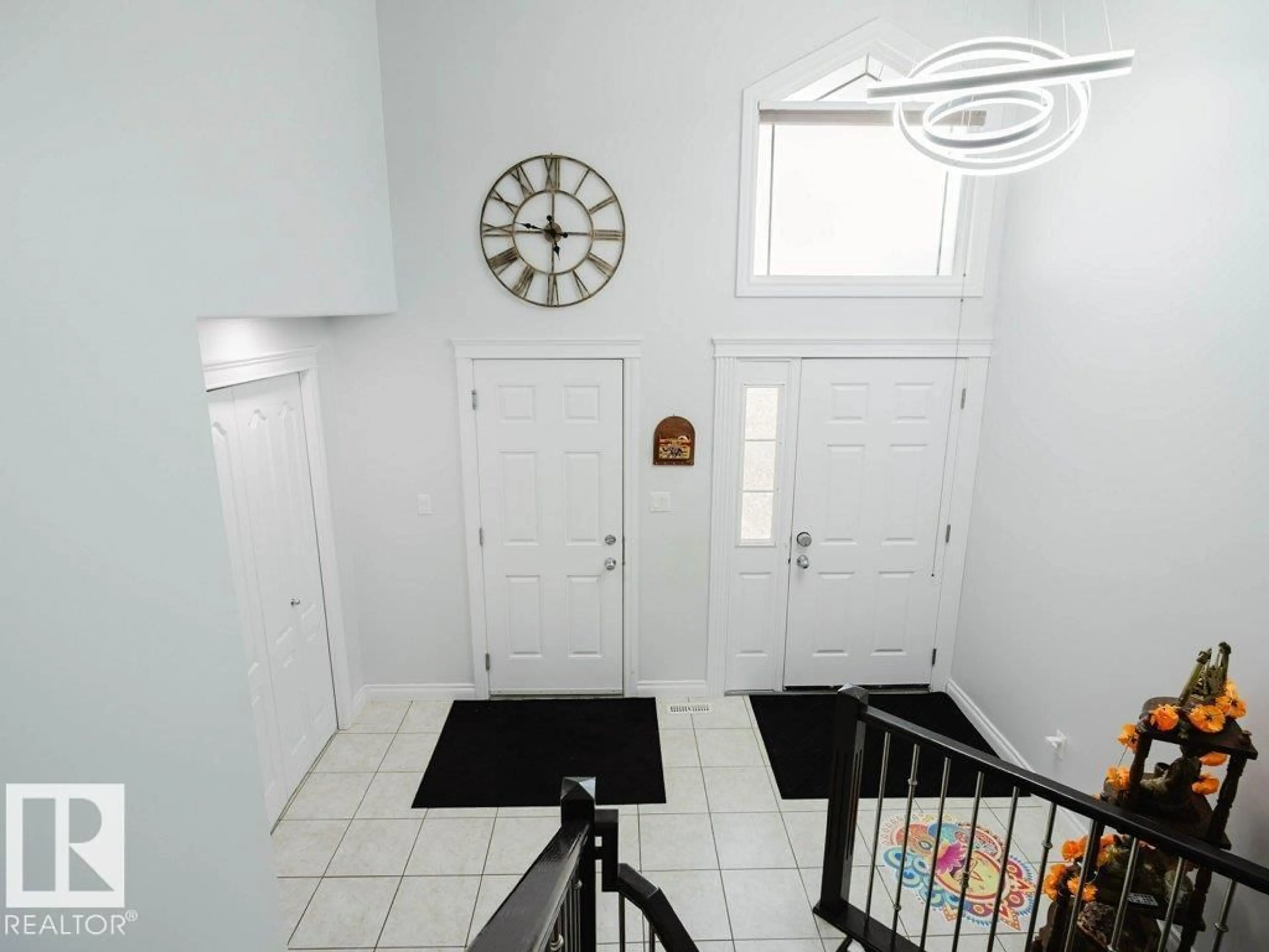 Indoor entryway for 5701 RUE EAGLEMONT, Beaumont Alberta T4X0G9