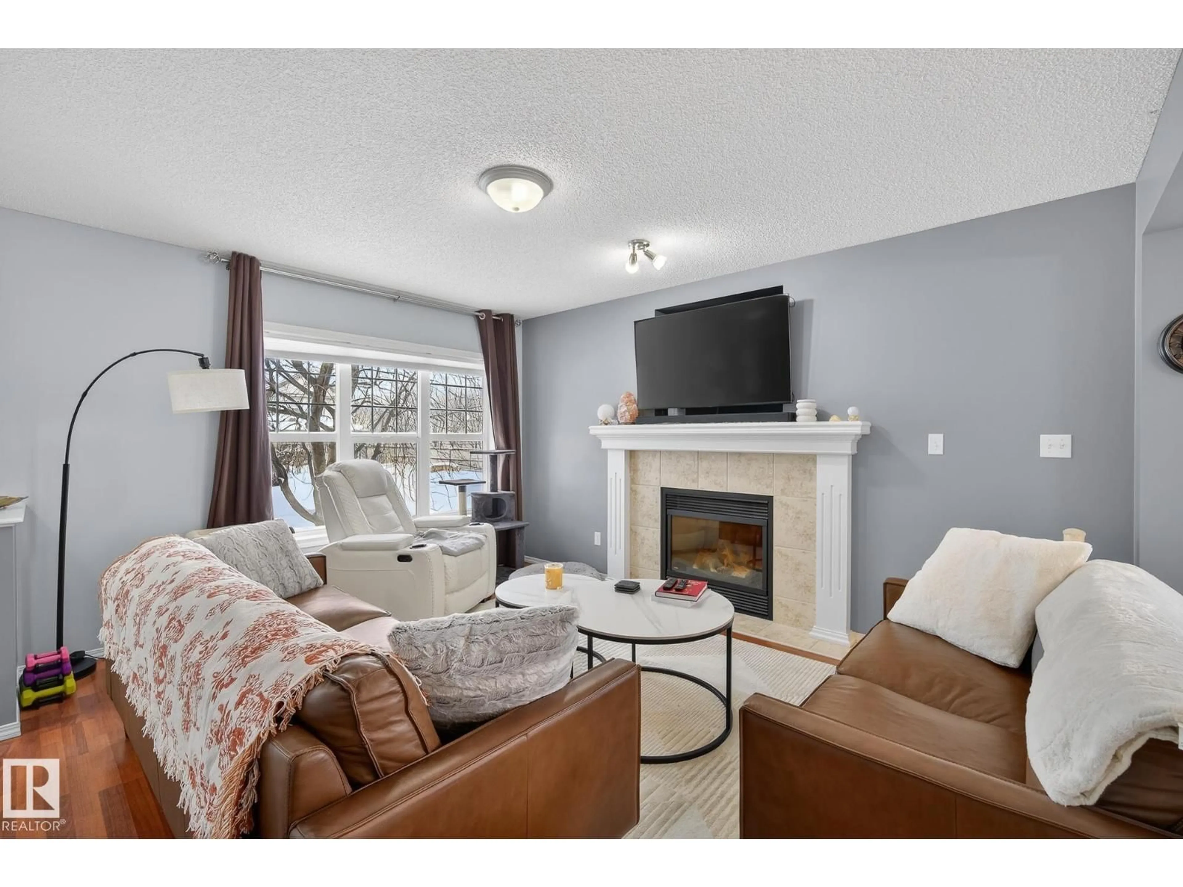Living room with furniture, unknown for 67 SUMMERFIELD PT, Sherwood Park Alberta T8H2P6