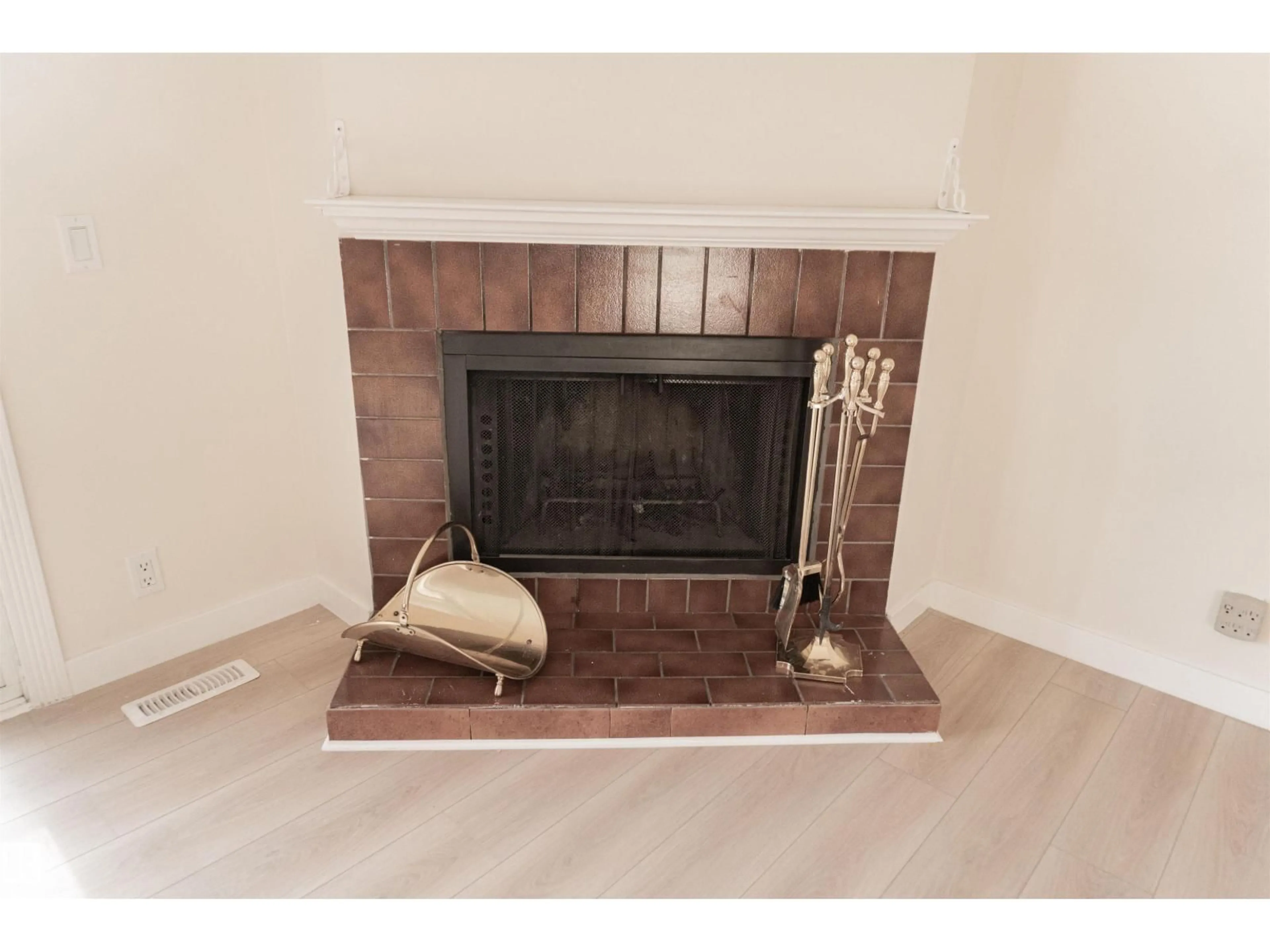 A pic of a room for NW - 14017 121 ST, Edmonton Alberta T5X4H8