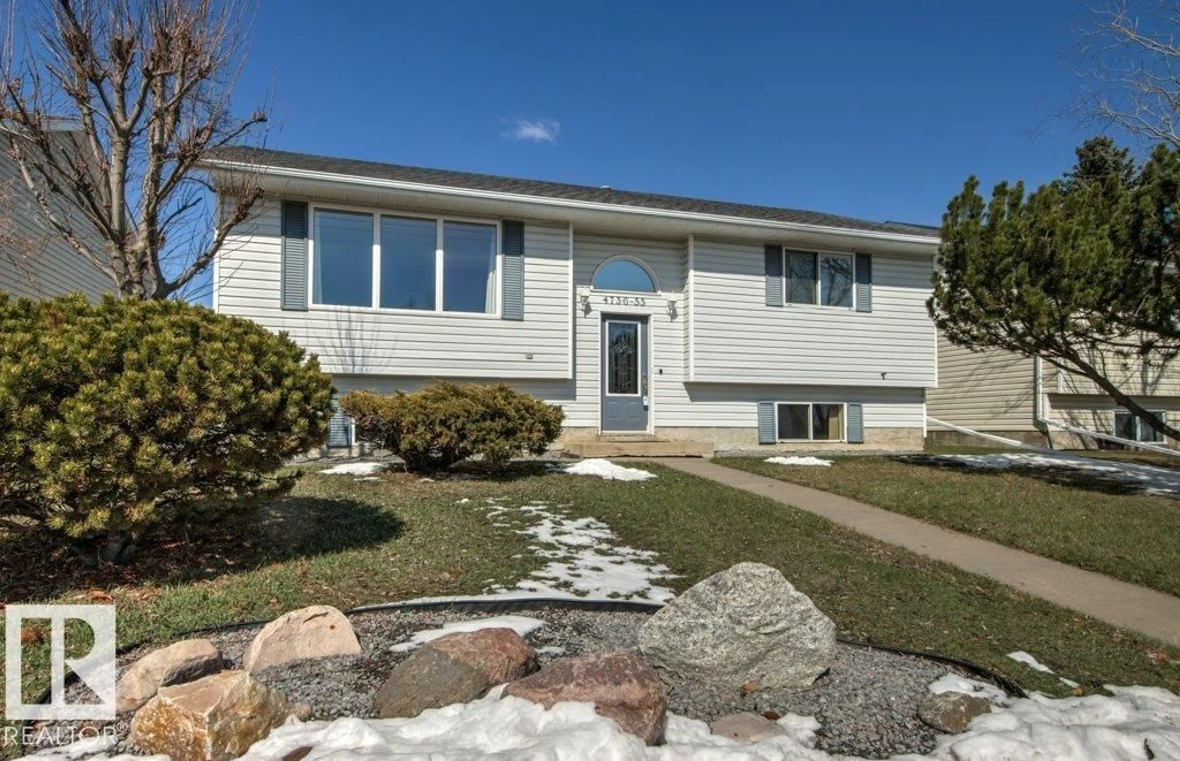 Home with vinyl exterior material, street for 4736 55 AV, Tofield Alberta T0B4J0
