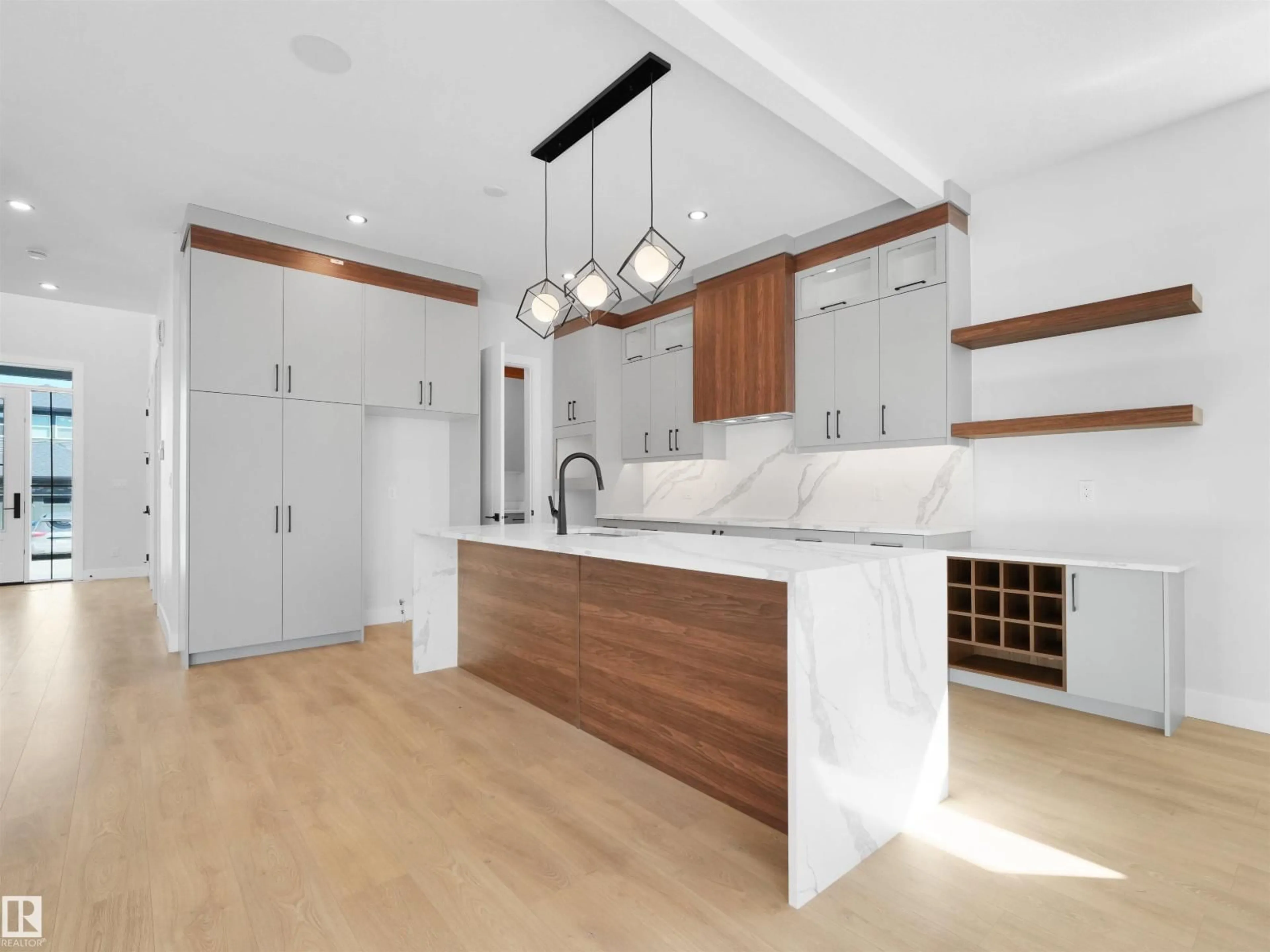 Open concept kitchen, unknown for 6722 CRAWFORD WY, Edmonton Alberta T6W4L8