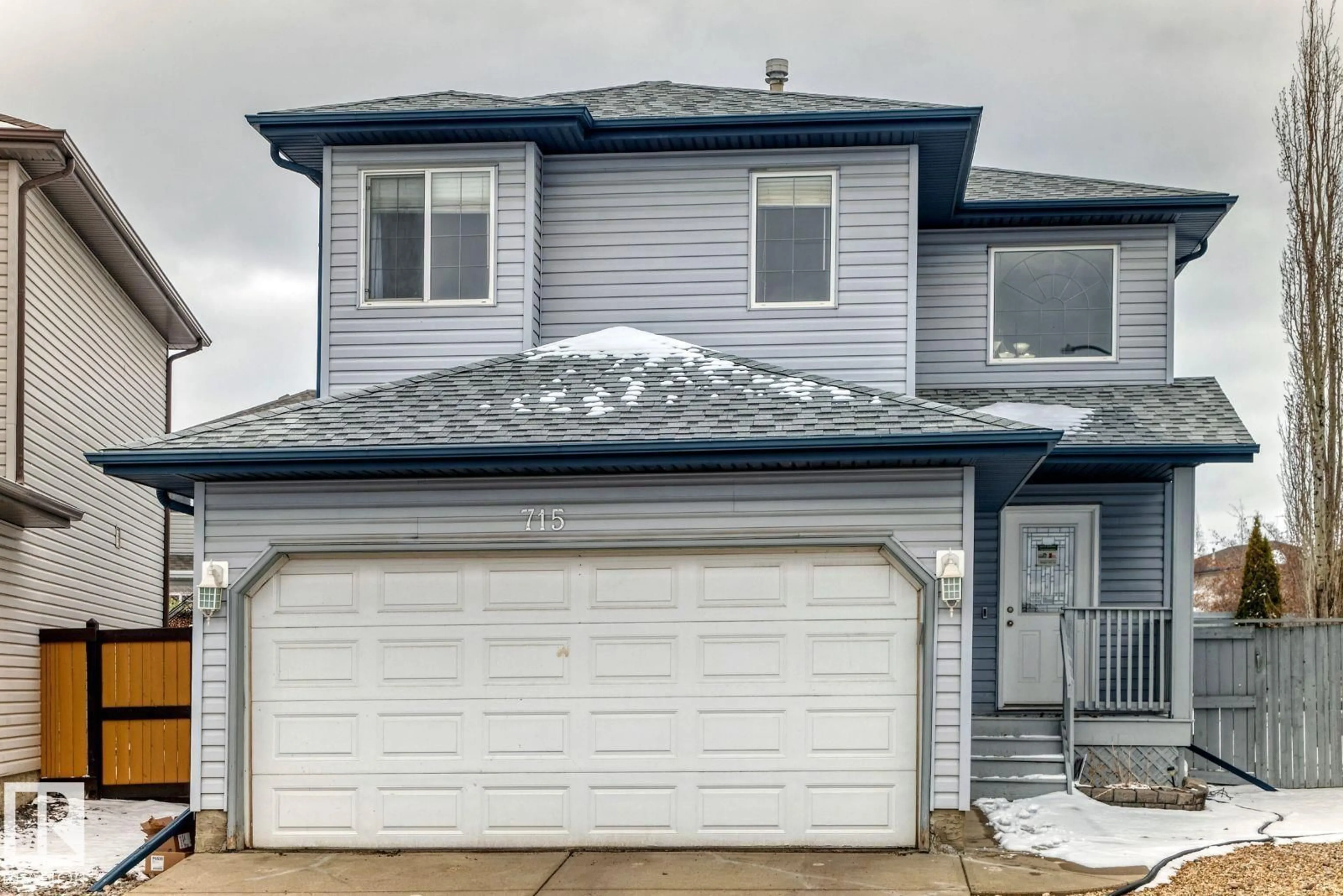 Home with vinyl exterior material, street for 715 HUDSON PL, Edmonton Alberta T6V1W6