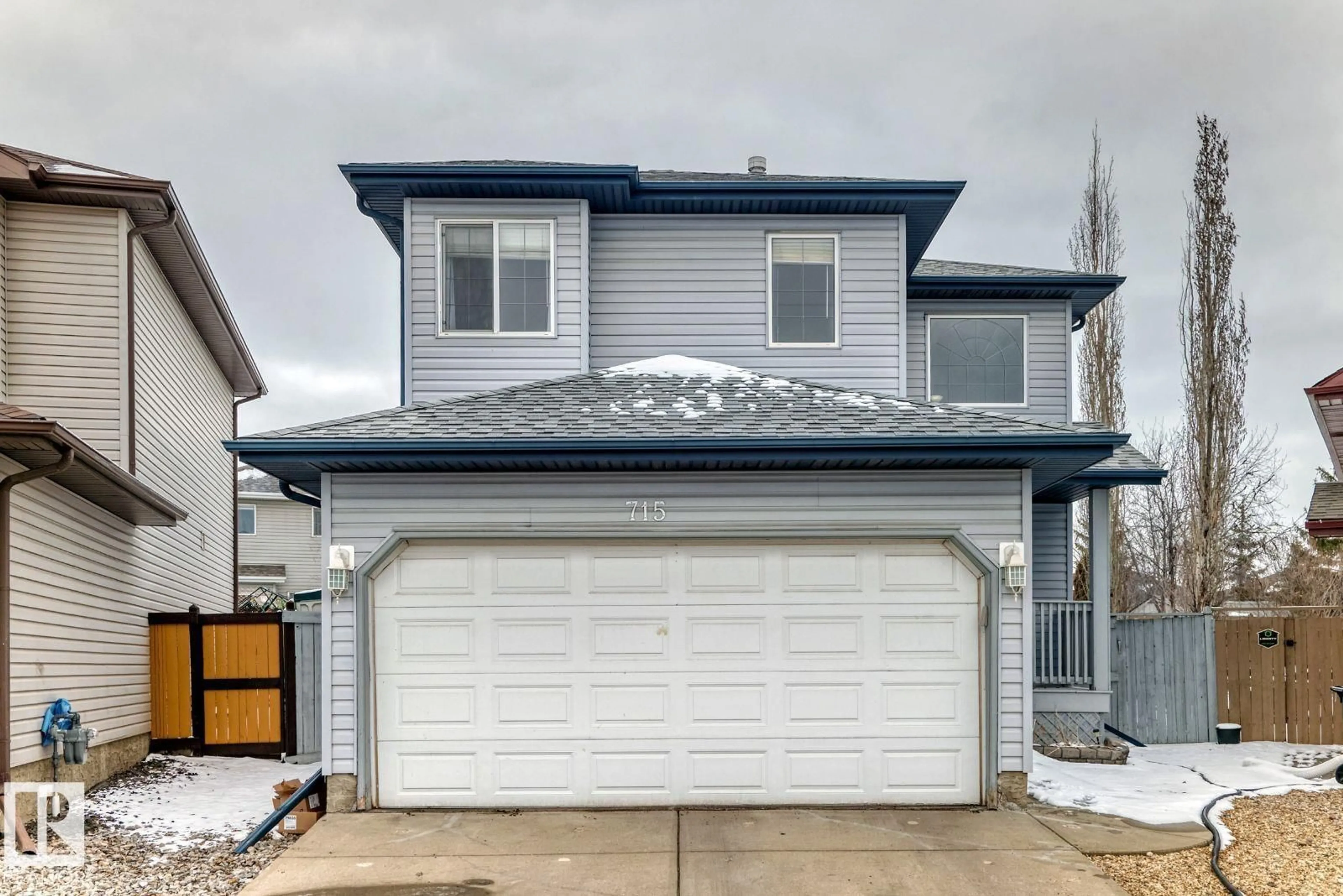 Home with vinyl exterior material, street for 715 HUDSON PL, Edmonton Alberta T6V1W6