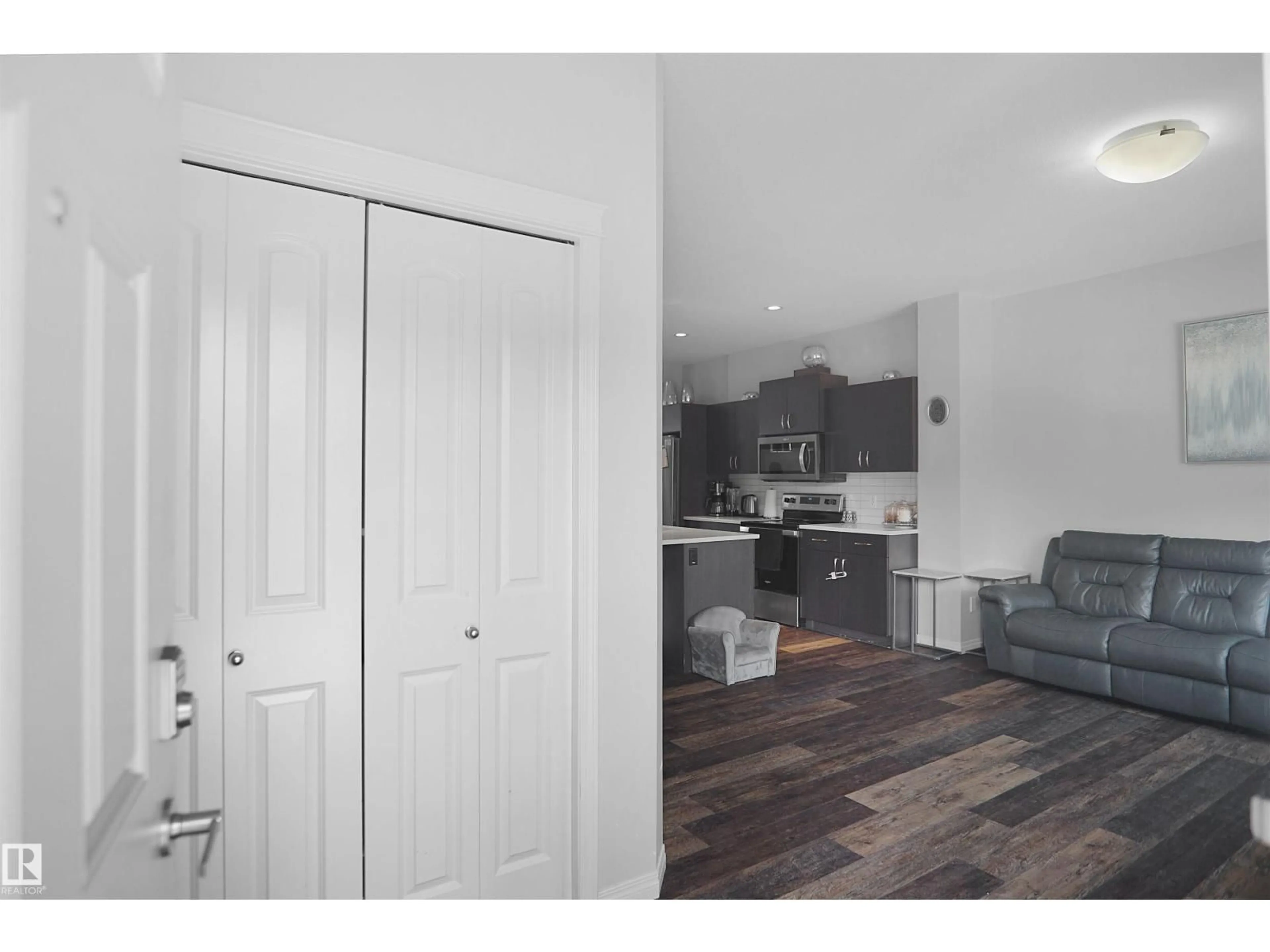 A pic of a room for NW - 17916 62 ST, Edmonton Alberta T5Y3Z4