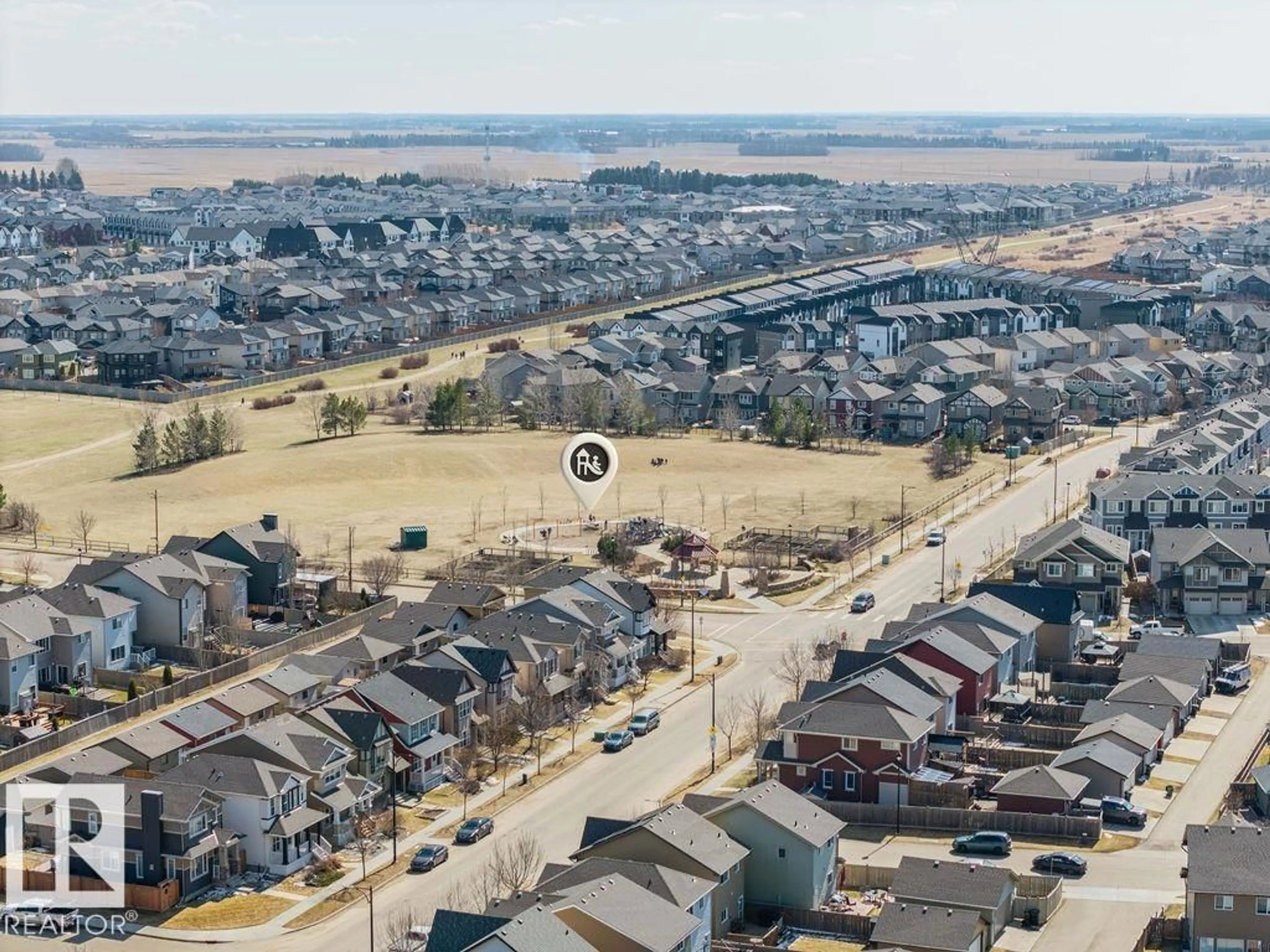 A pic from outside/outdoor area/front of a property/back of a property/a pic from drone, street for 19 1030 CHAPPELLE BV, Edmonton Alberta T6W2K7