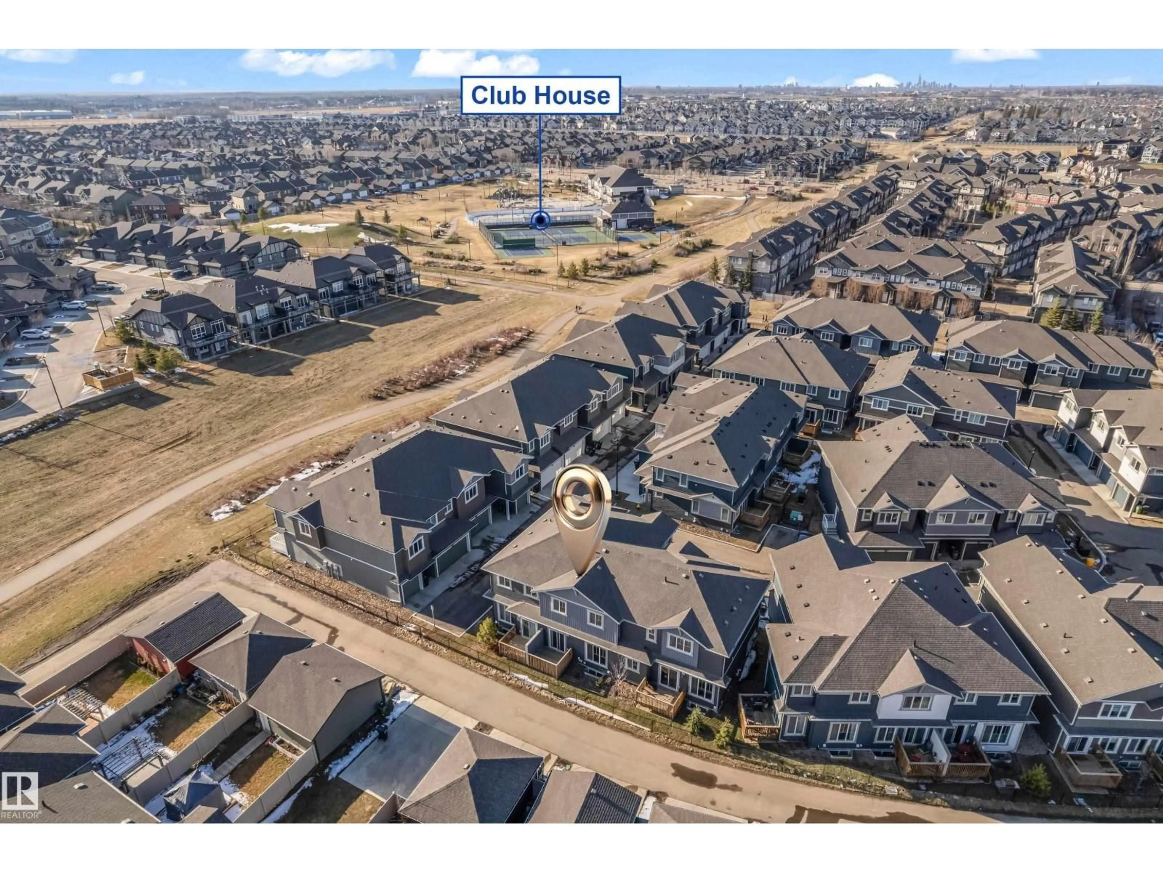 A pic from outside/outdoor area/front of a property/back of a property/a pic from drone, street for #41 - 603 ORCHARDS BV, Edmonton Alberta T6X2W8