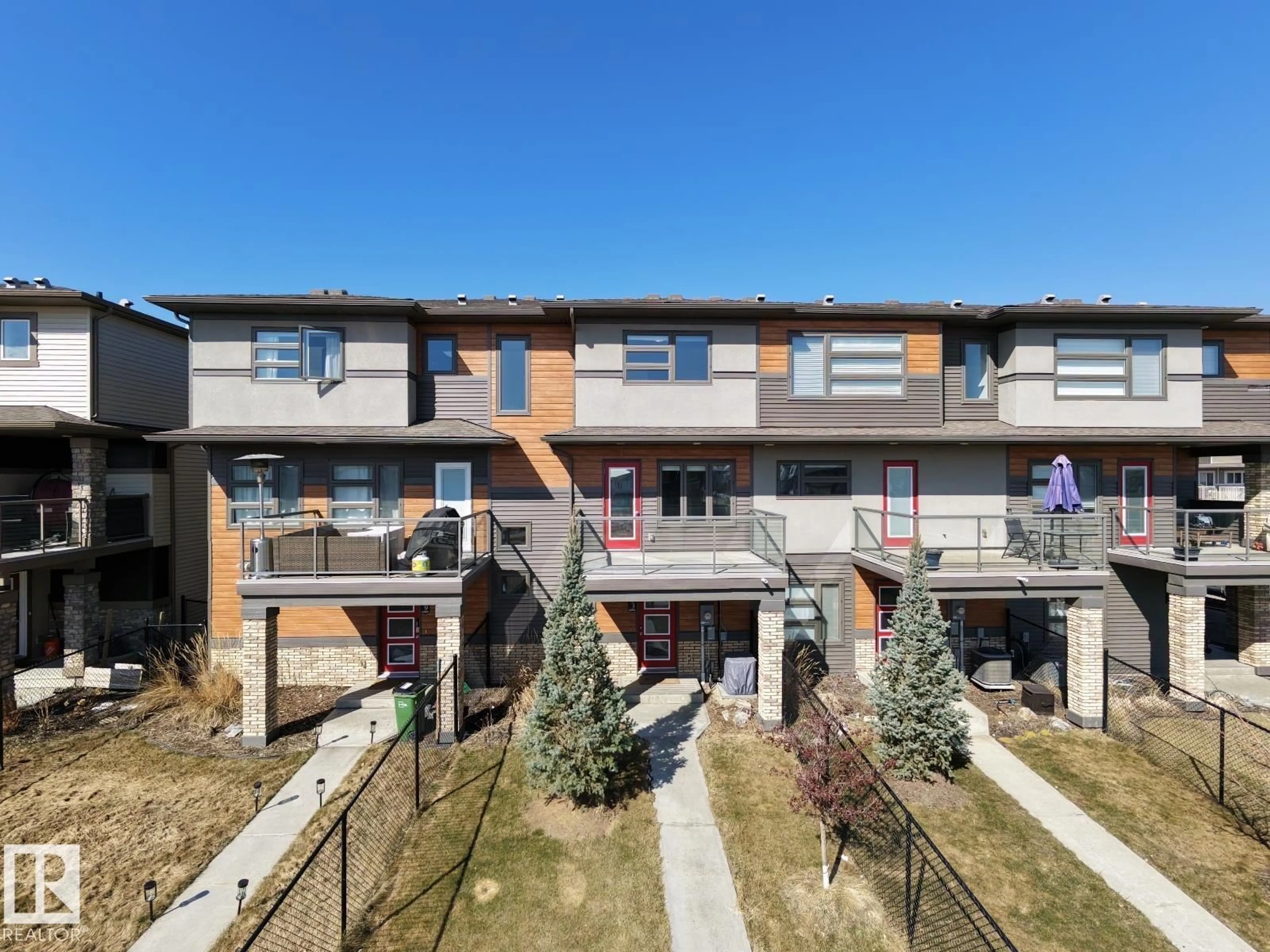 A pic from outside/outdoor area/front of a property/back of a property/a pic from drone, street for 2653 196A NW, Edmonton Alberta T6M0X1