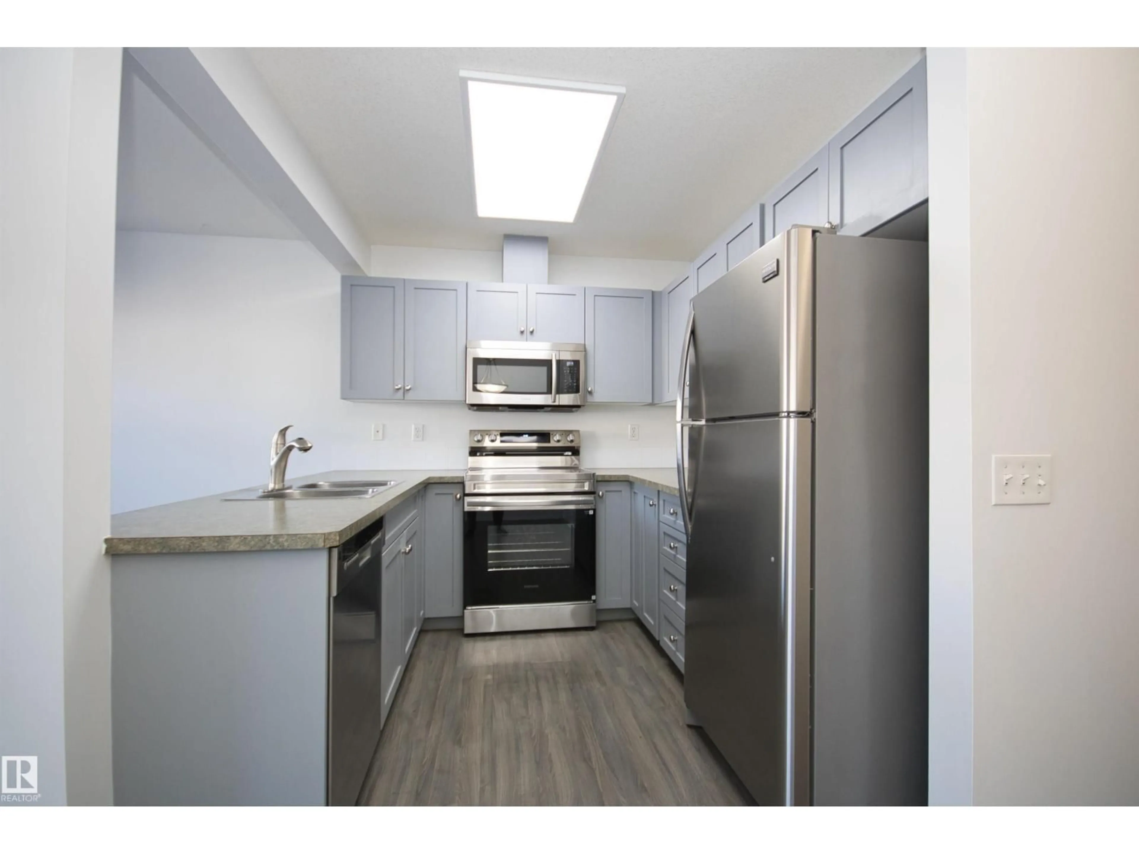 Standard kitchen, unknown for #11 - 230 EDWARDS DR, Edmonton Alberta T6X1G7