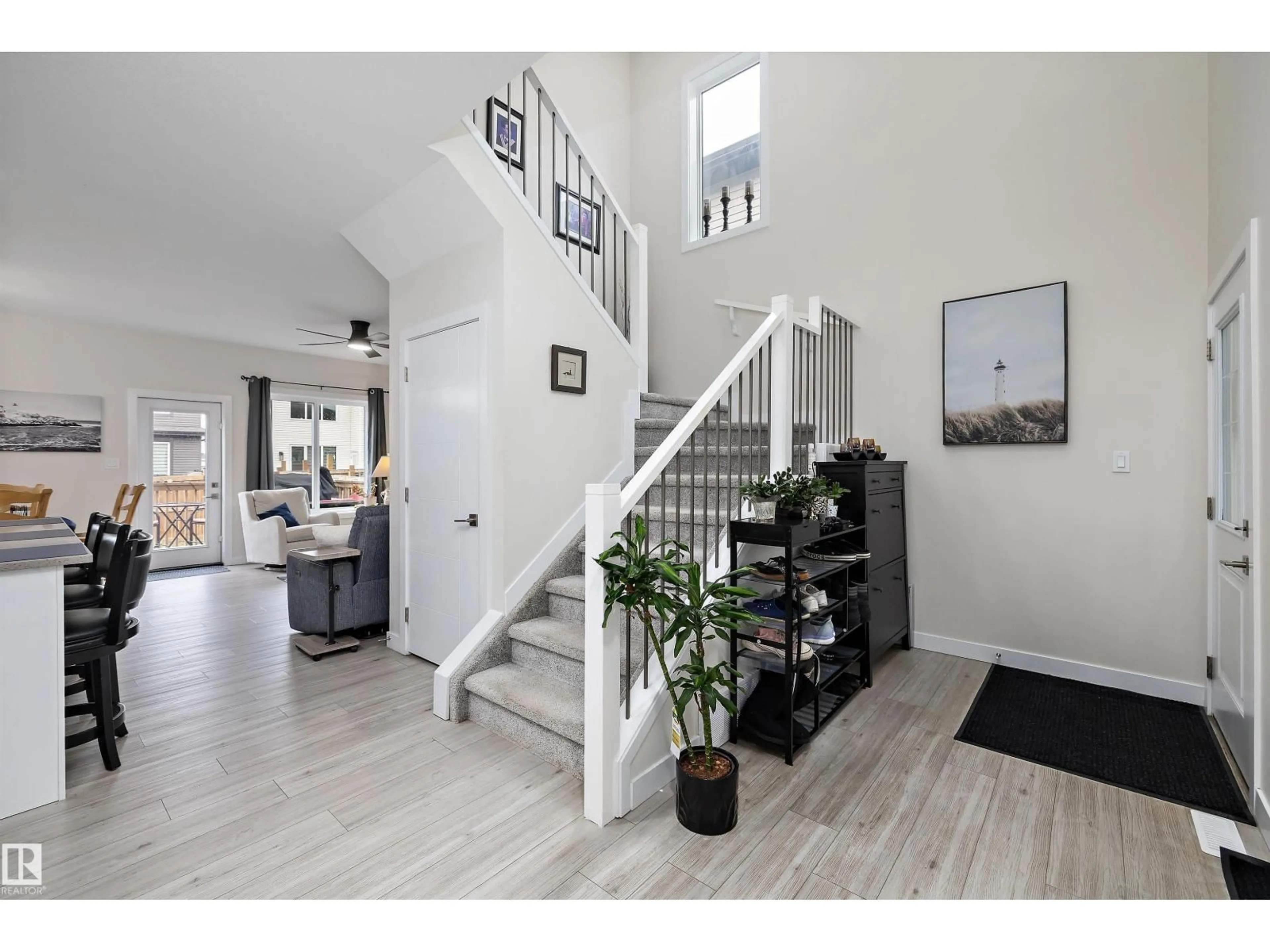 Indoor entryway for 82 WINGATE WY, Fort Saskatchewan Alberta T8L0W7