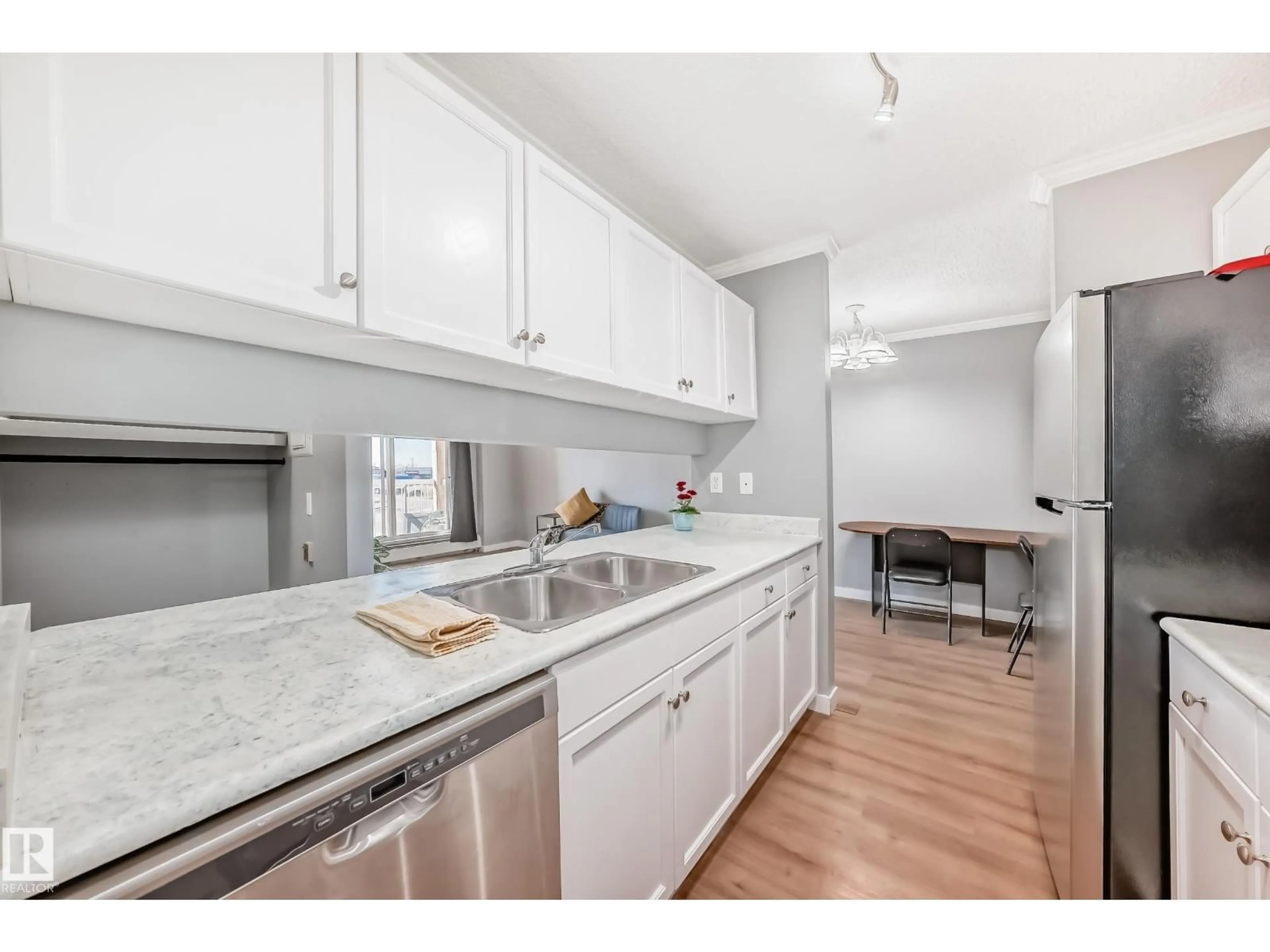 Unknown for #330 - 4210 139 AV, Edmonton Alberta T5Y2W6