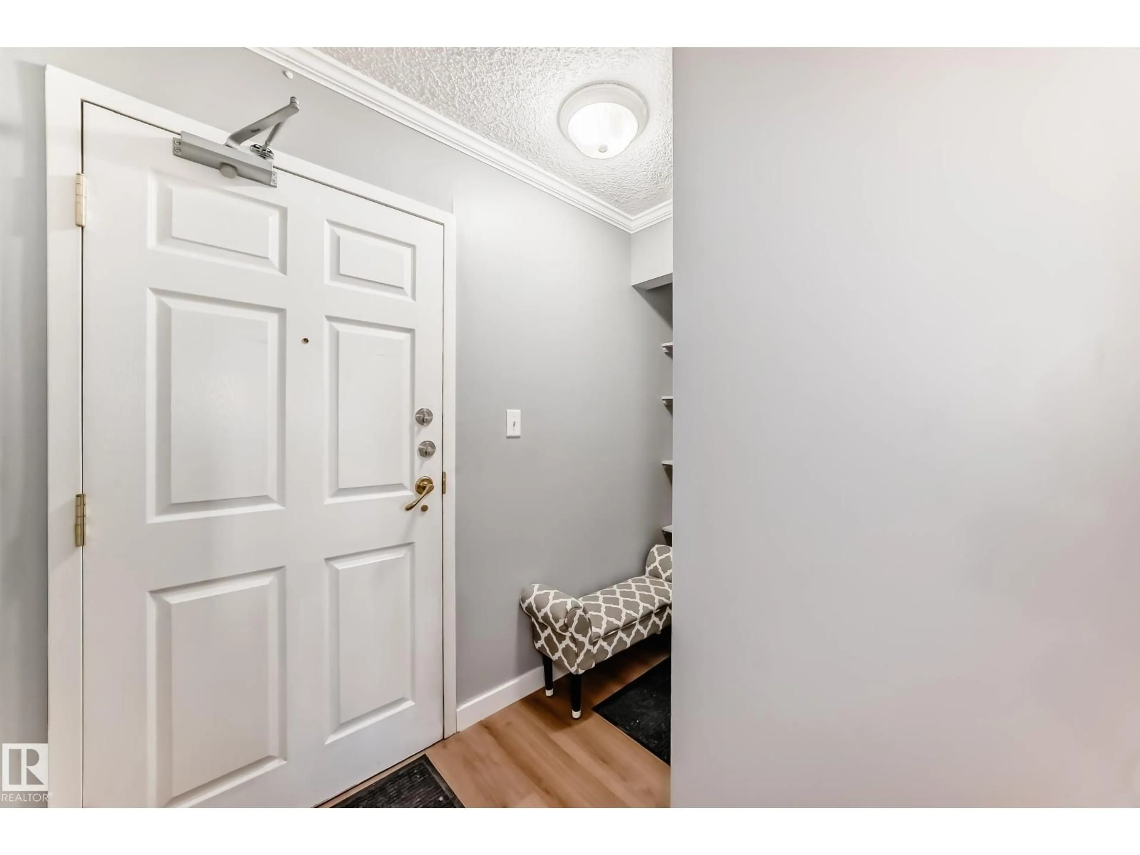 Indoor entryway for #330 - 4210 139 AV, Edmonton Alberta T5Y2W6
