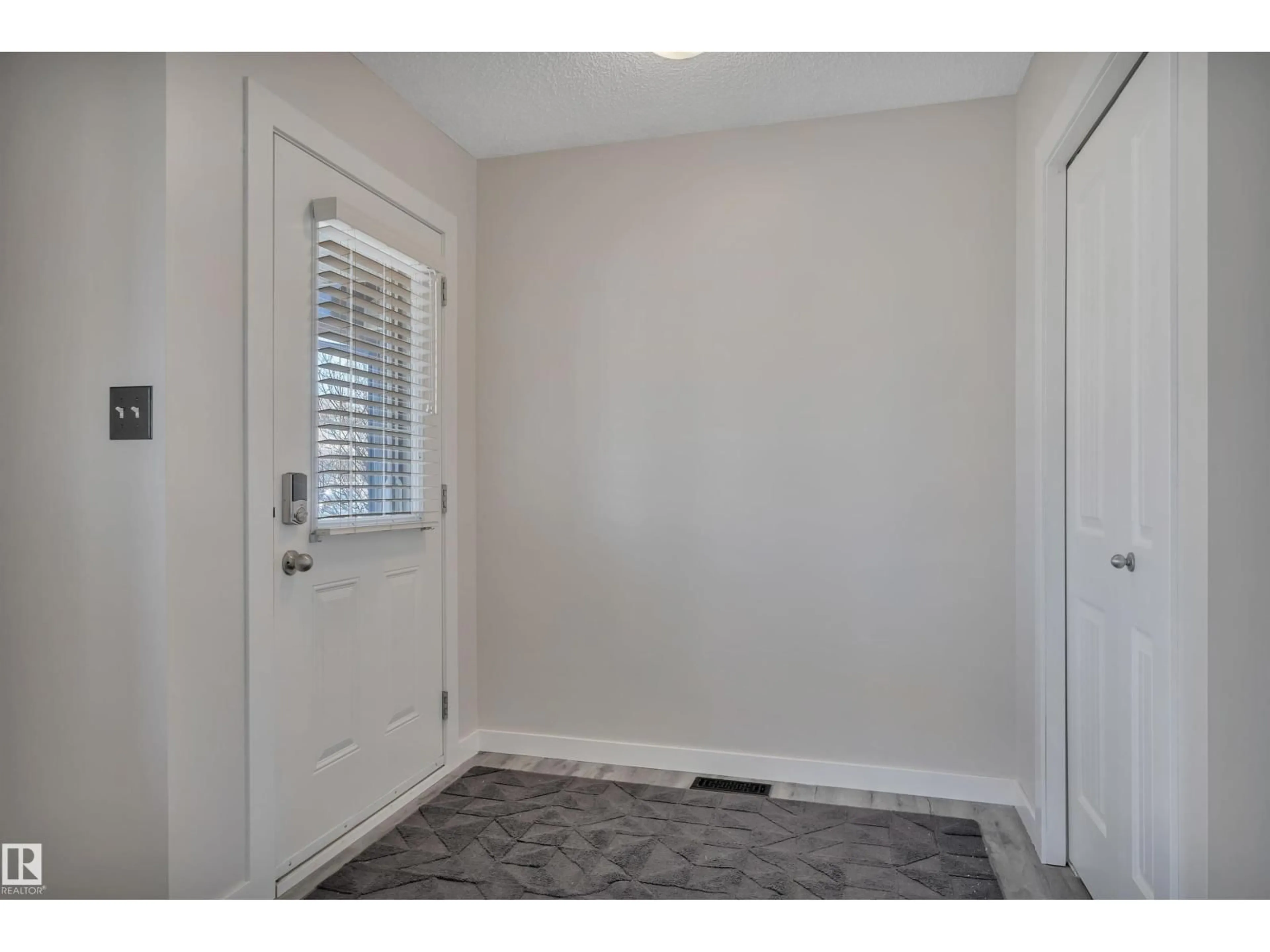 Indoor entryway for 2329 29A AV, Edmonton Alberta T6T2B1