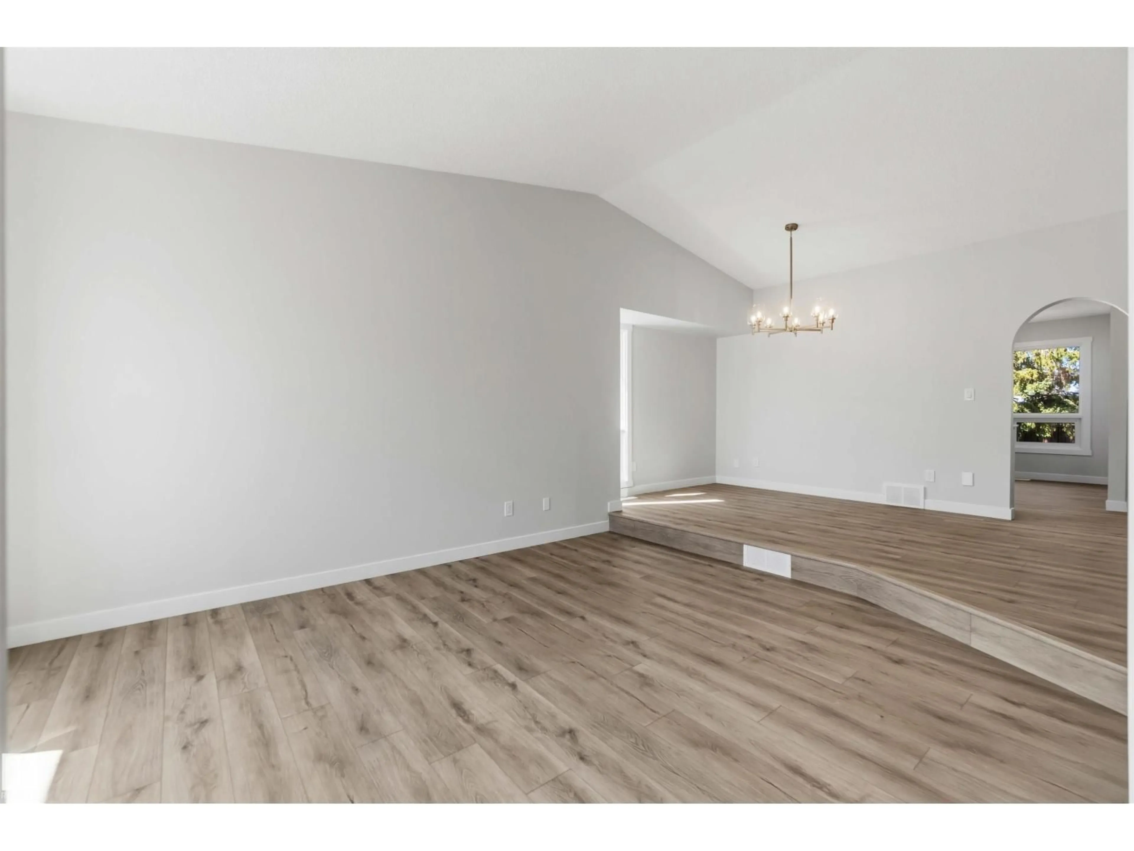 A pic of a room for 119 DORCHESTER DR, St. Albert Alberta T8N4Y4