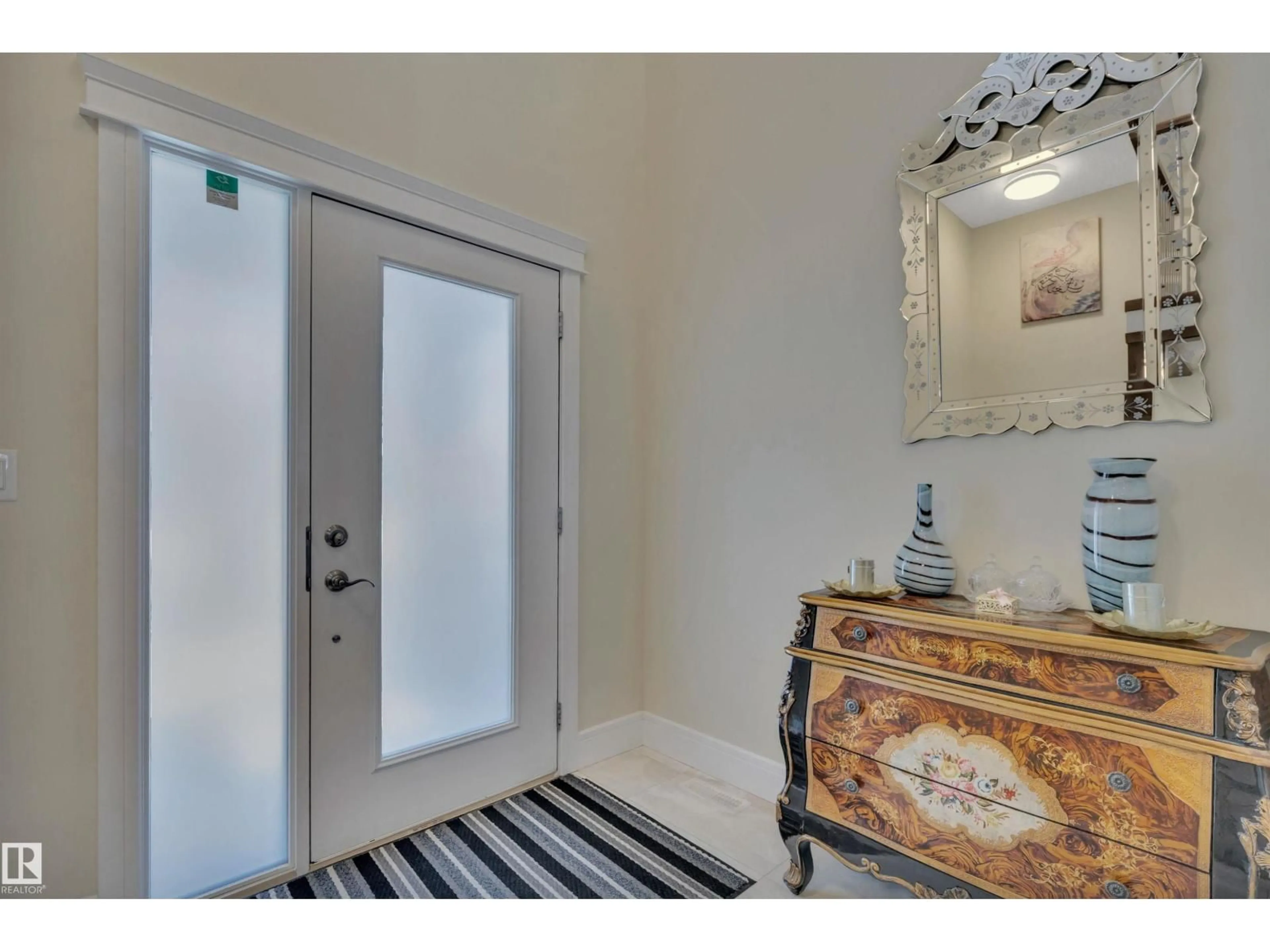 Indoor entryway for 1624 AINSLIE LN, Edmonton Alberta T6W0H5