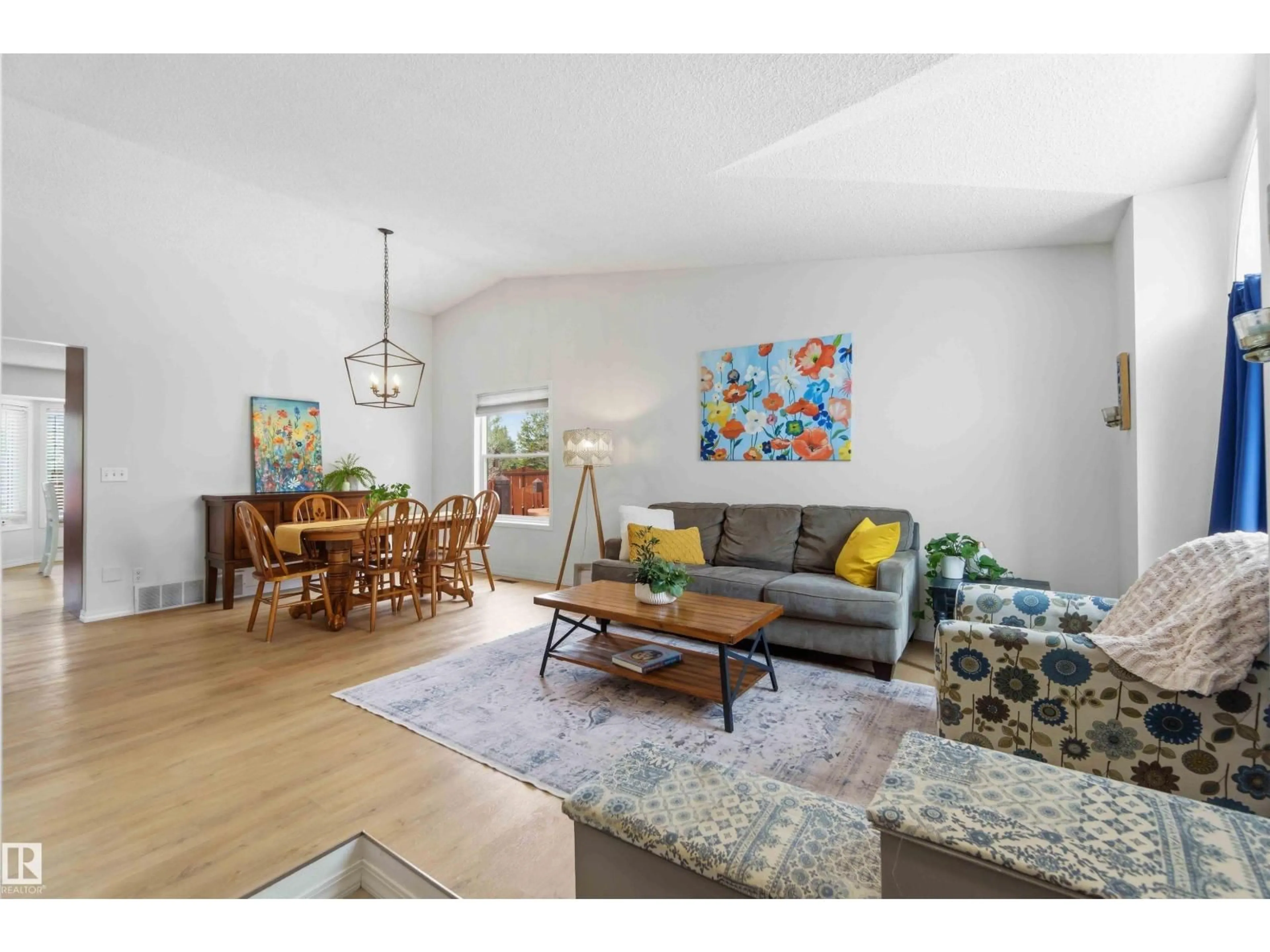 Living room with furniture, unknown for 22 DONAHUE CL, St. Albert Alberta T8N5N7