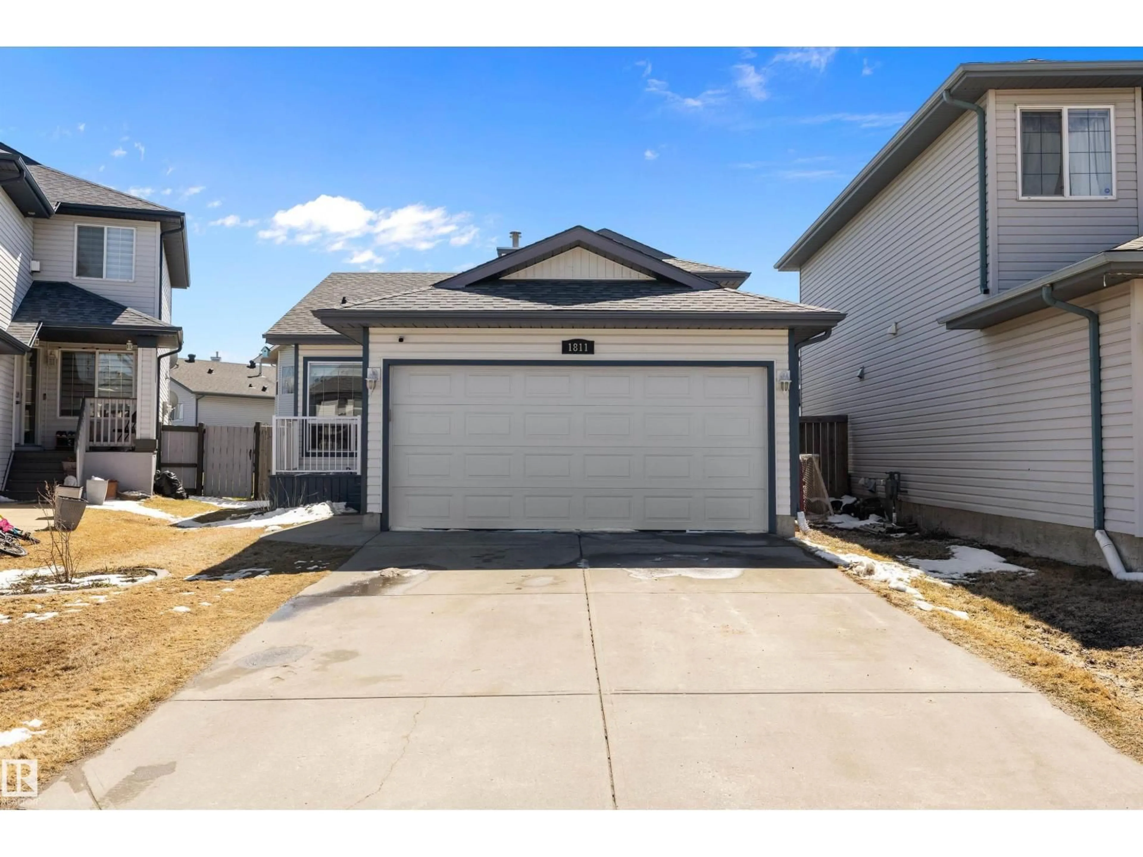 Unknown for 1811 37 AV, Edmonton Alberta T6T1S6