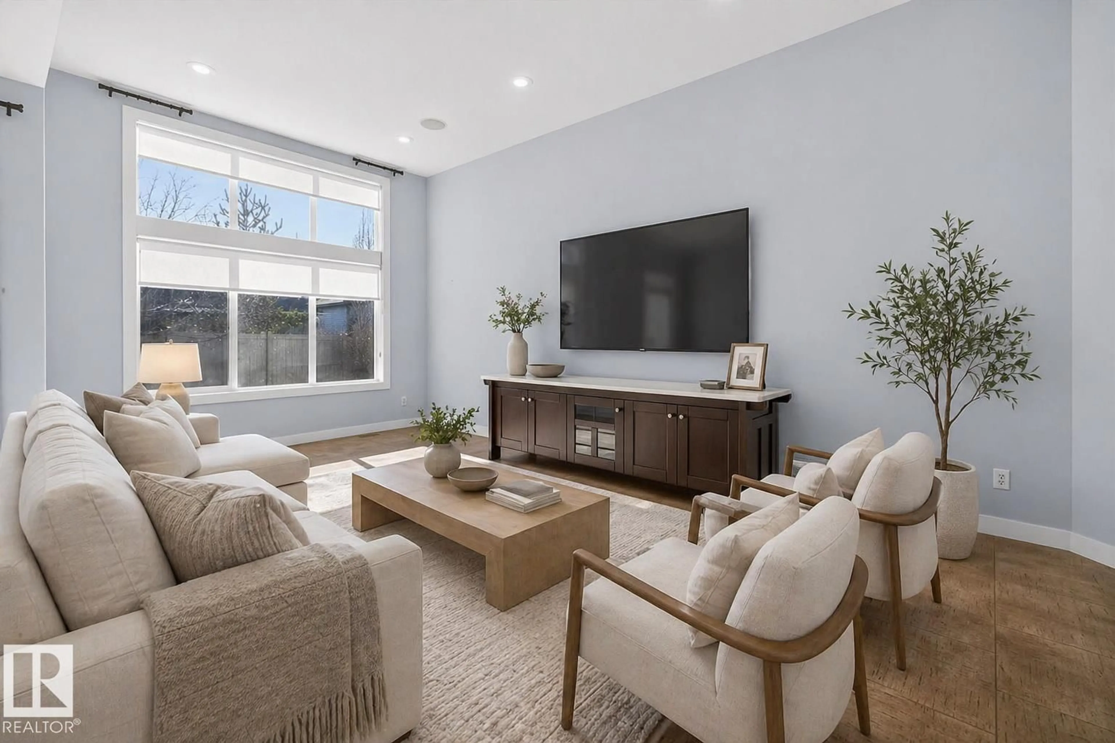 Living room with furniture, unknown for 542 RIDGELAND WAY, Sherwood Park Alberta T8A3A5