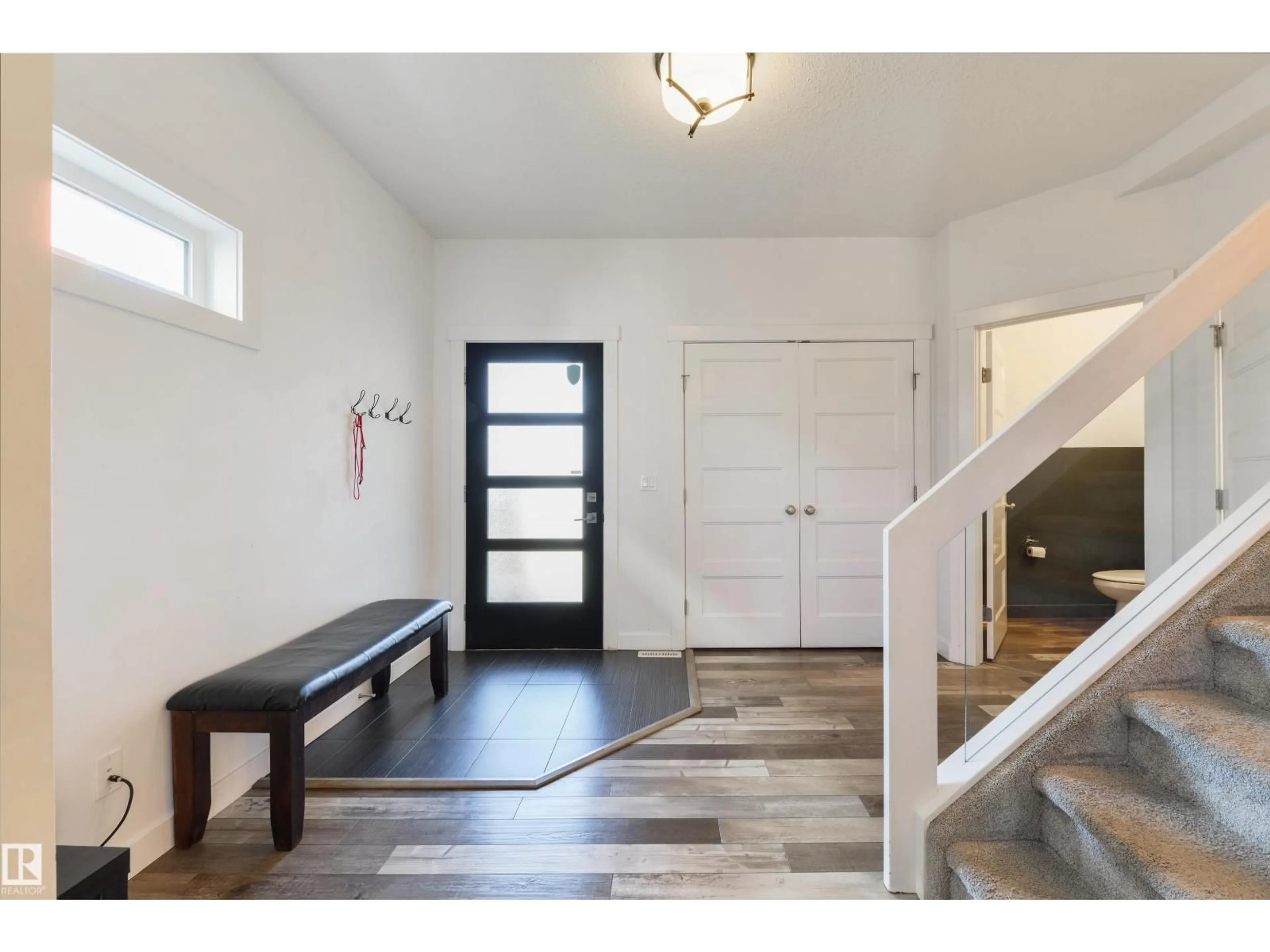 Indoor entryway for 34 HAZELWOOD LN, Spruce Grove Alberta T7X0R7