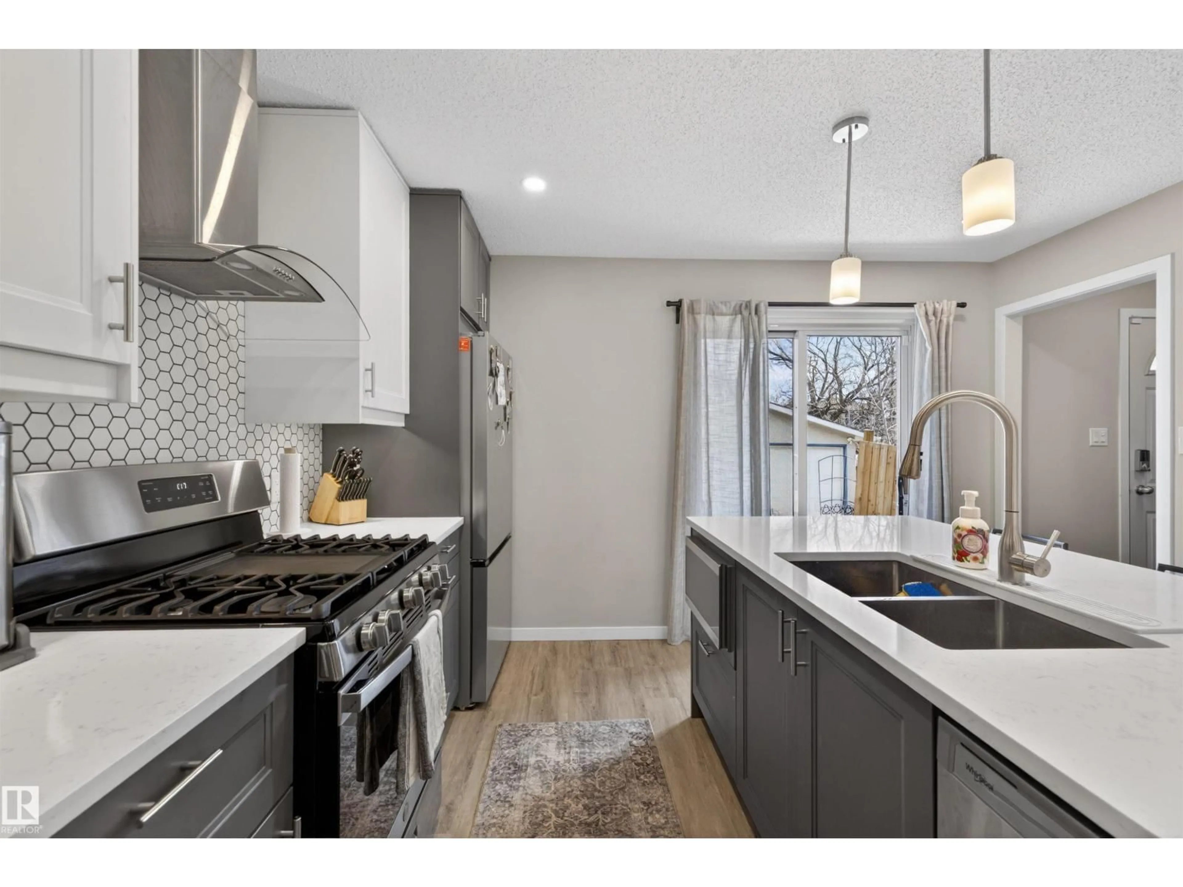 Open concept kitchen, unknown for 78 GREYSTONE CR, Sherwood Park Alberta T8A3E6