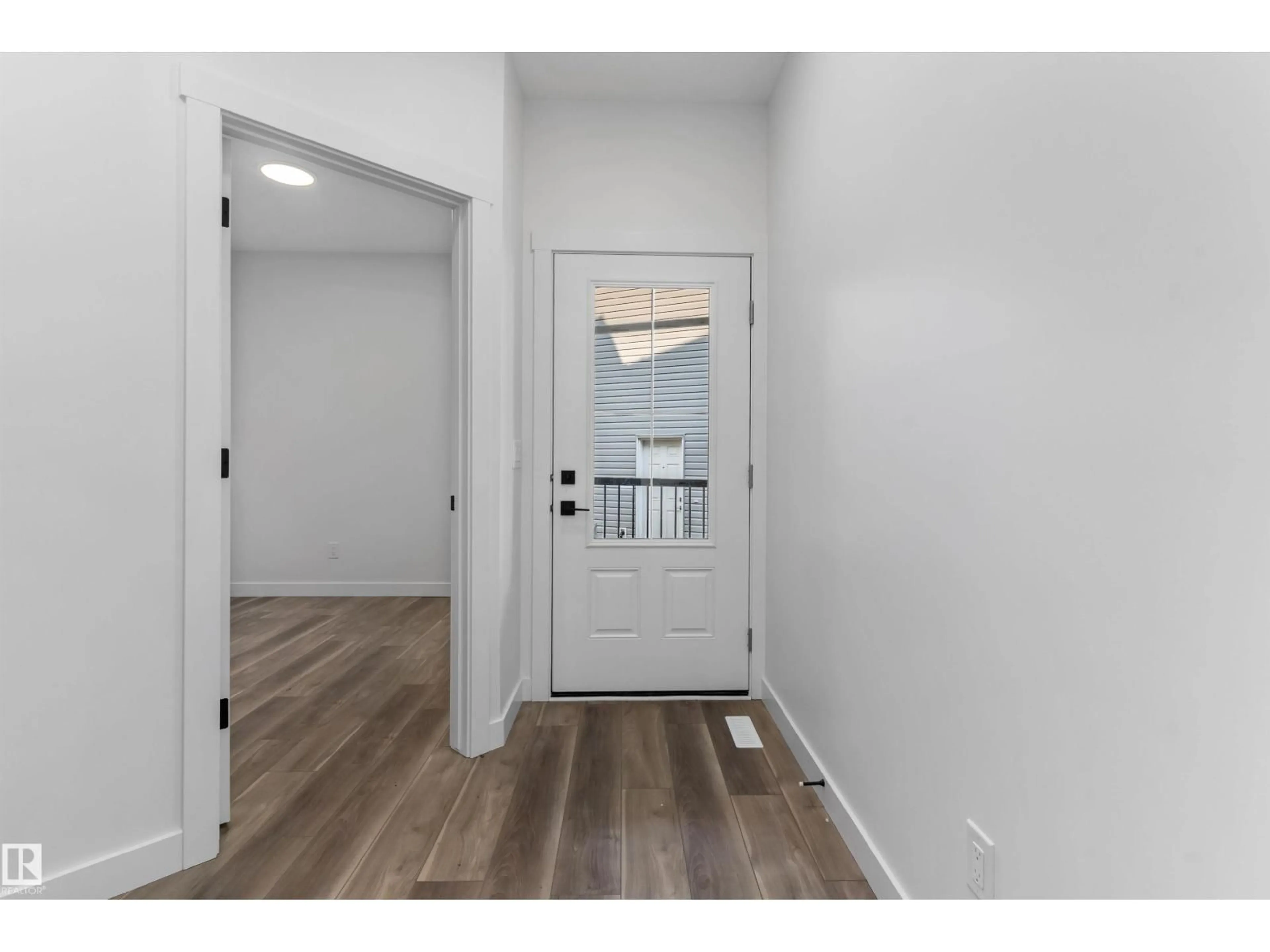 Indoor entryway for NW - 2708 188 ST, Edmonton Alberta T6M3J1